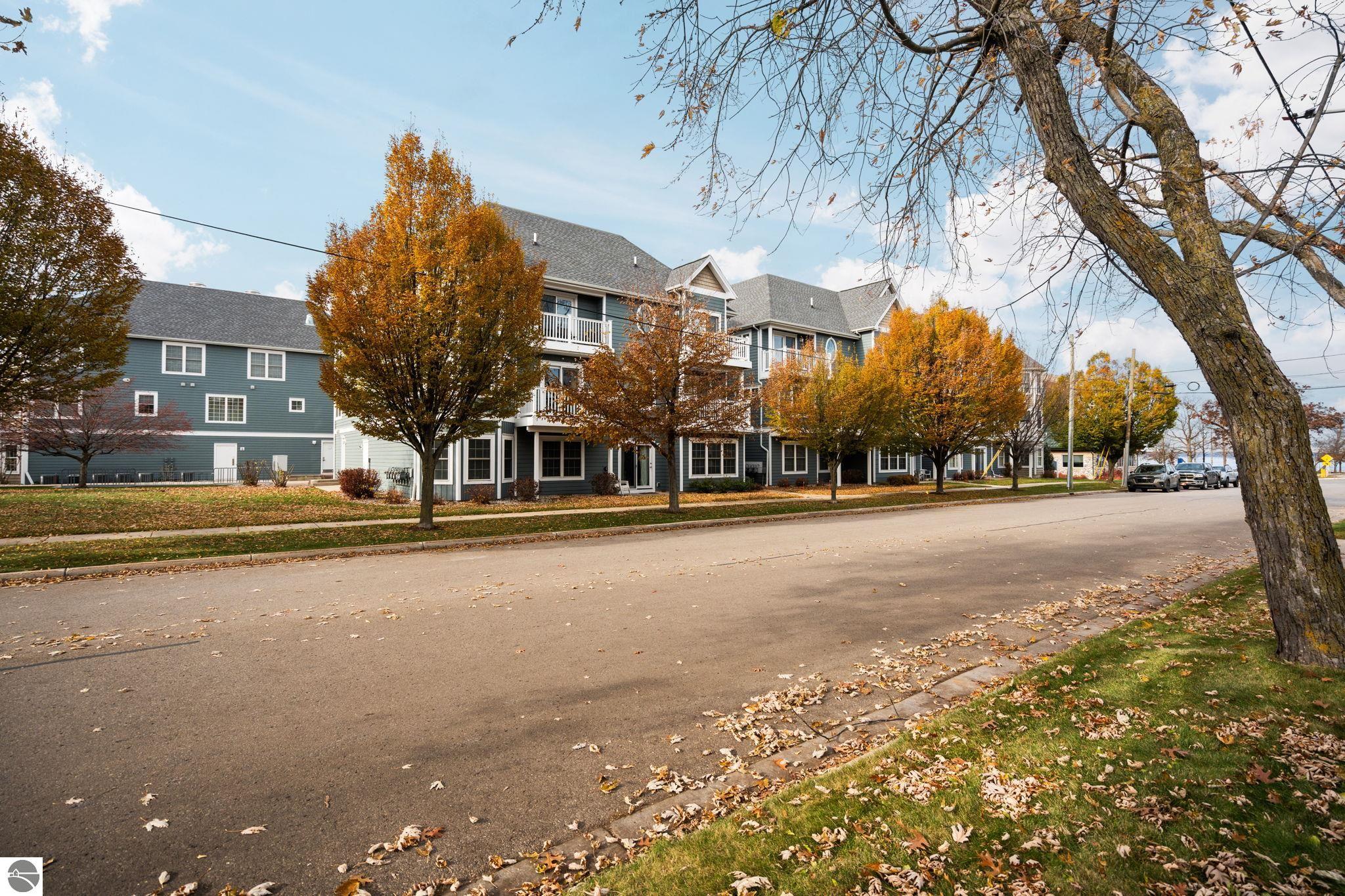 100 Hope Street # 210 Unit: #210