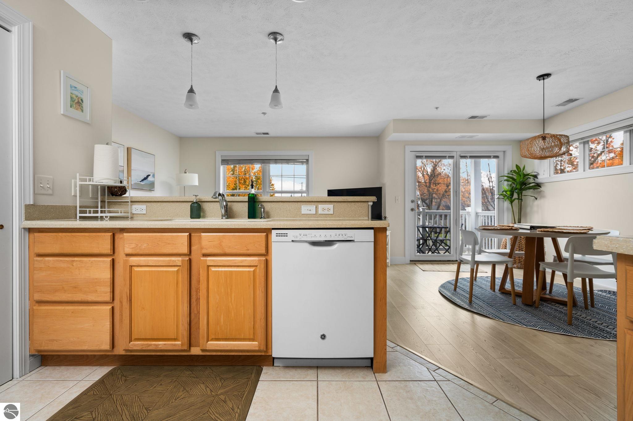 100 Hope Street # 210 Unit: #210