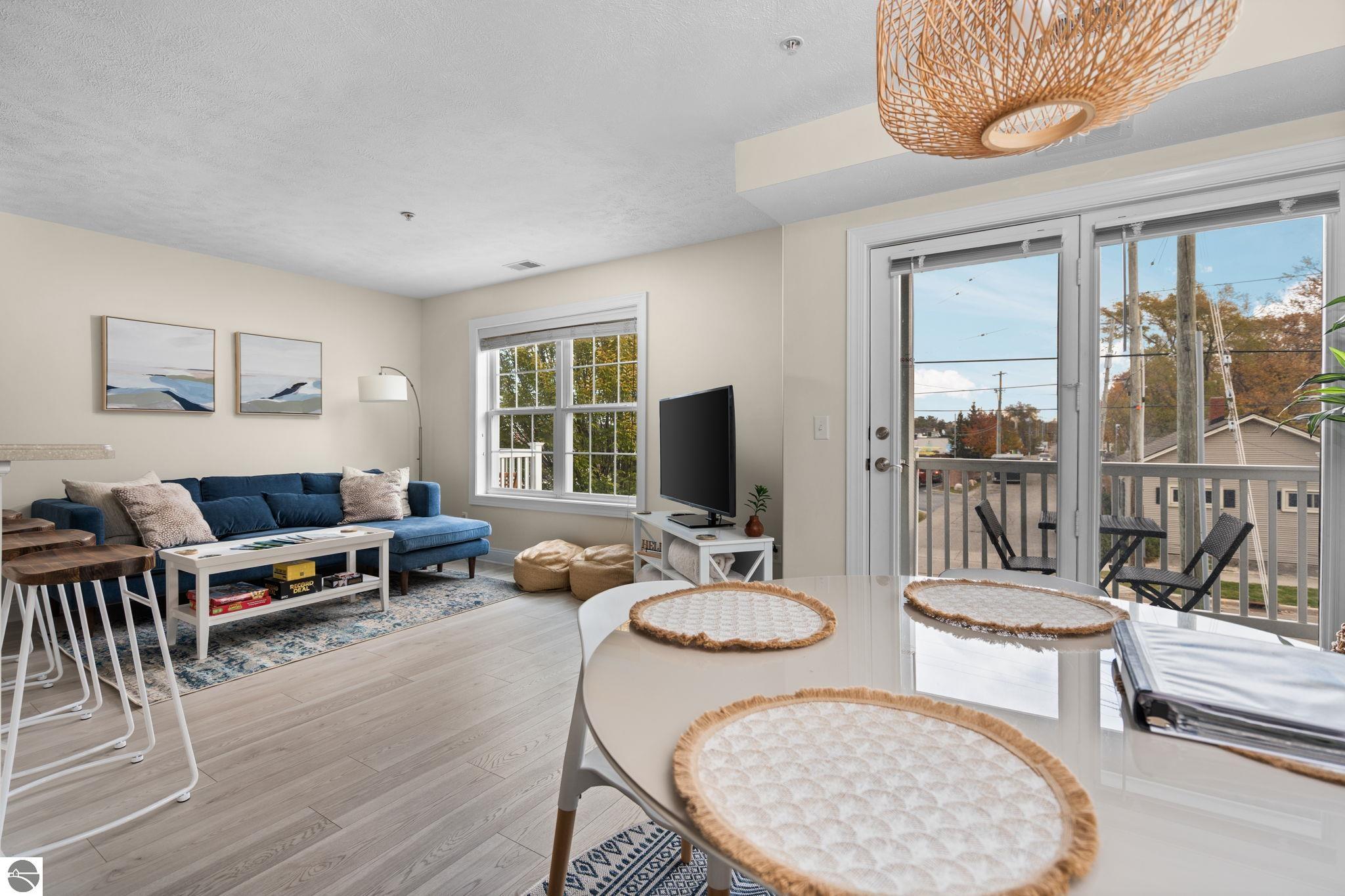 100 Hope Street # 210 Unit: #210