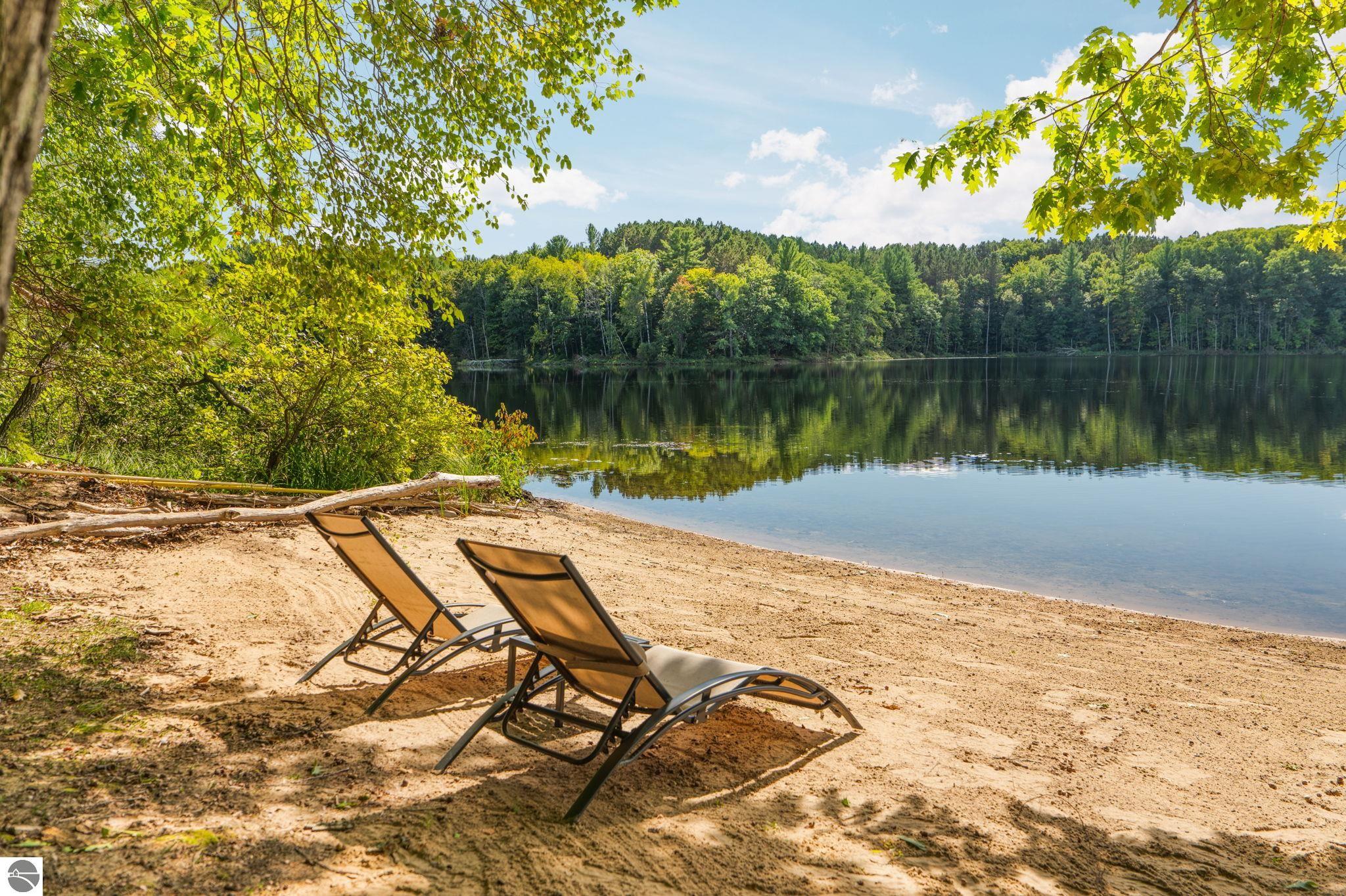 7103 Lake View Ridge