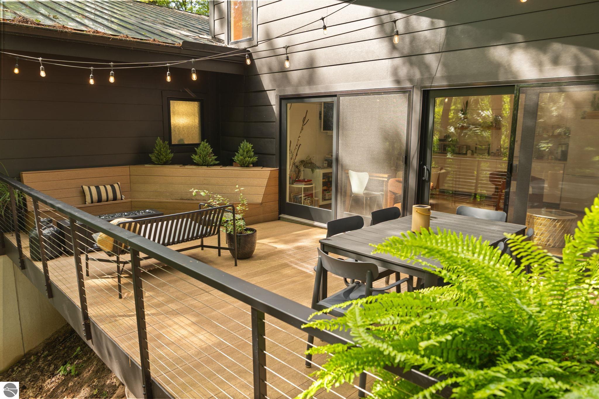 7103 Lake View Ridge