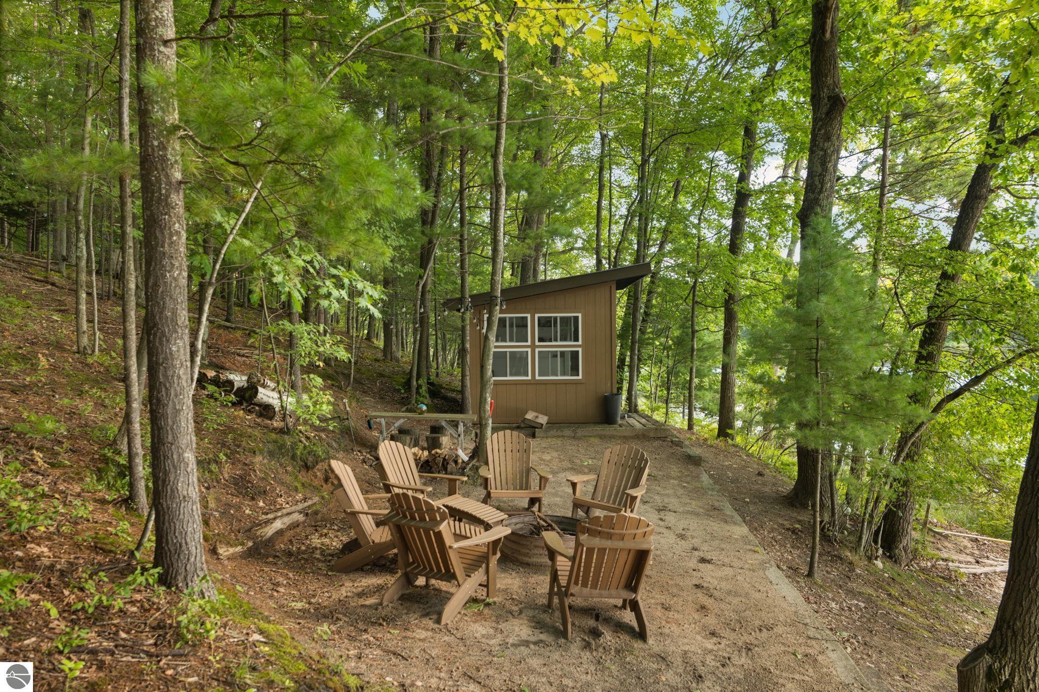 7103 Lake View Ridge