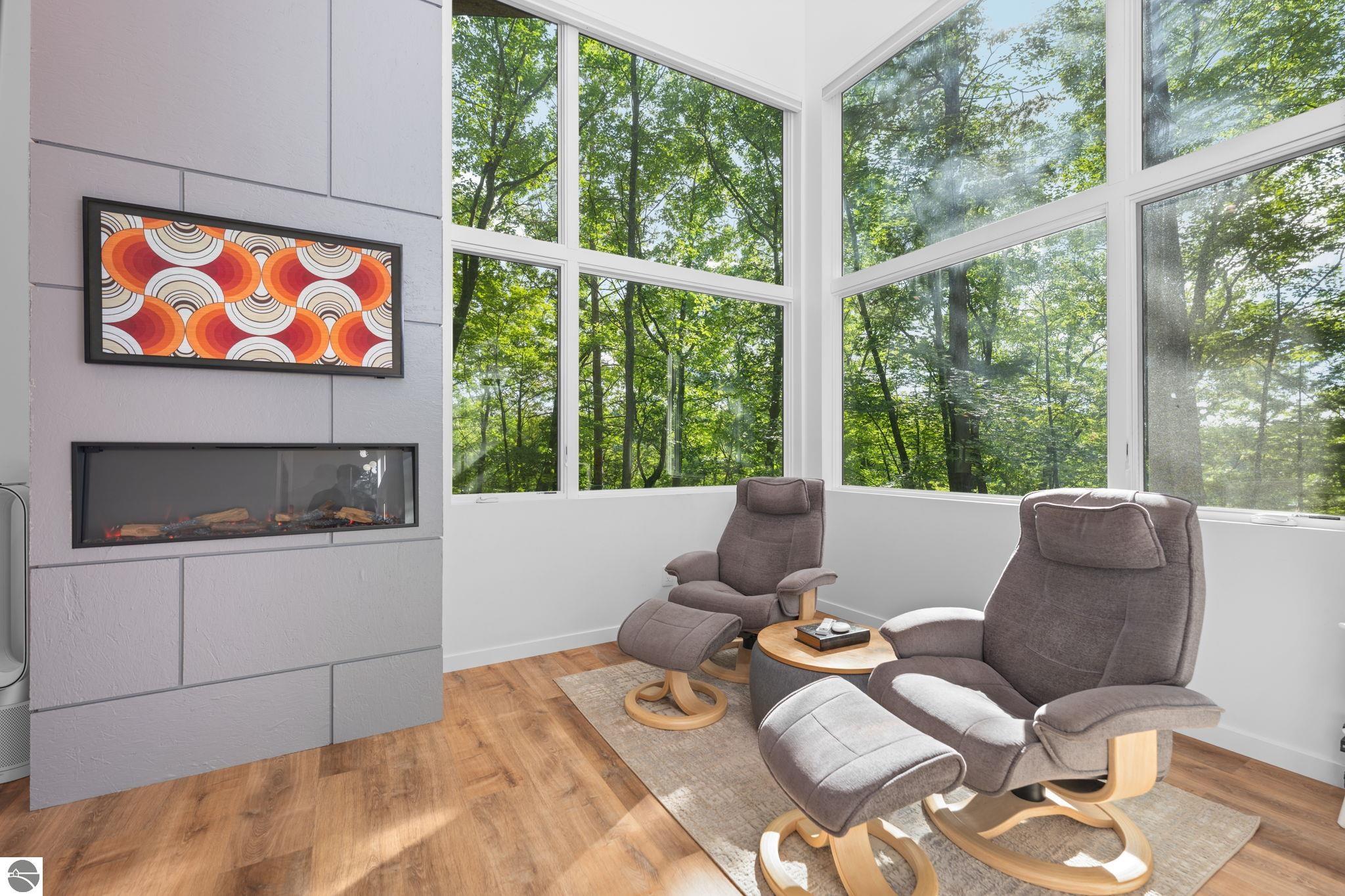 7103 Lake View Ridge