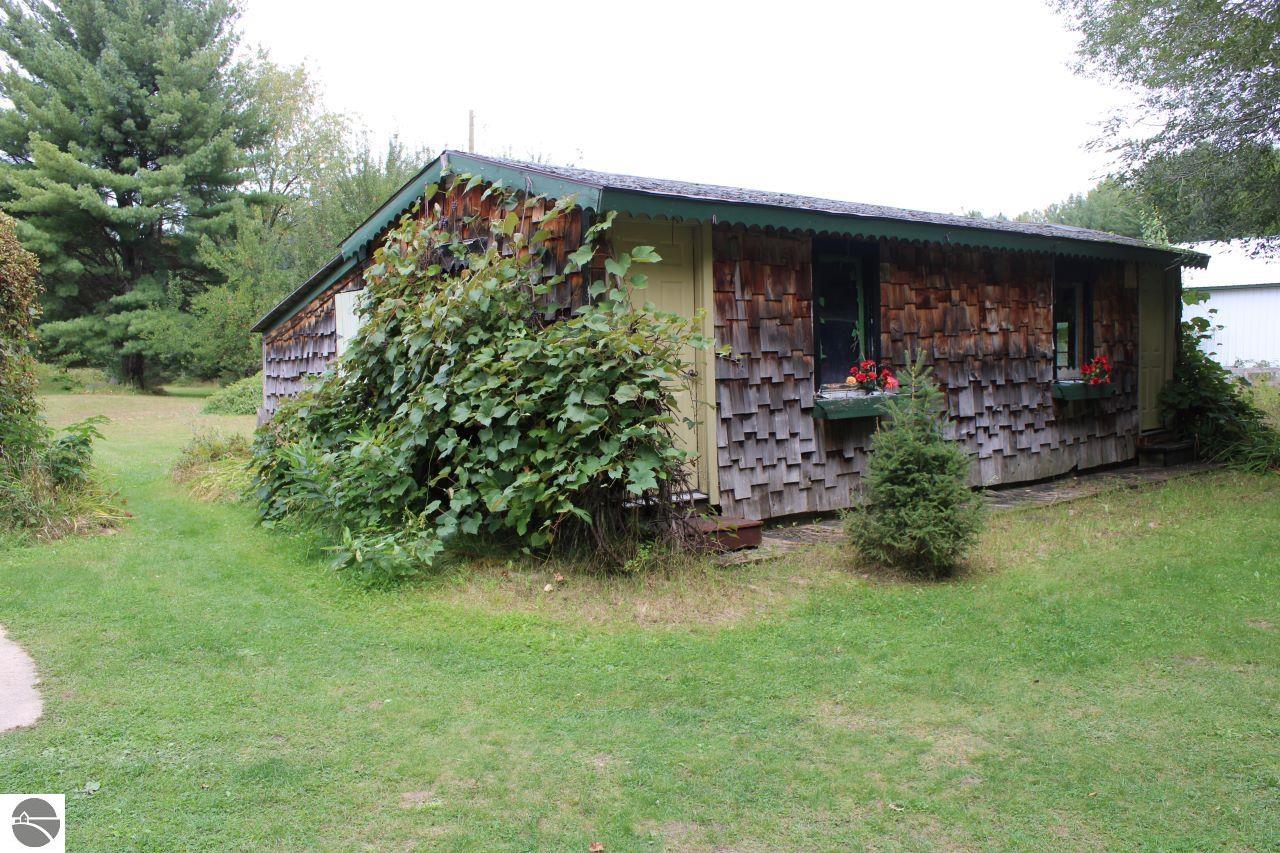 3989 SE Tyler Road