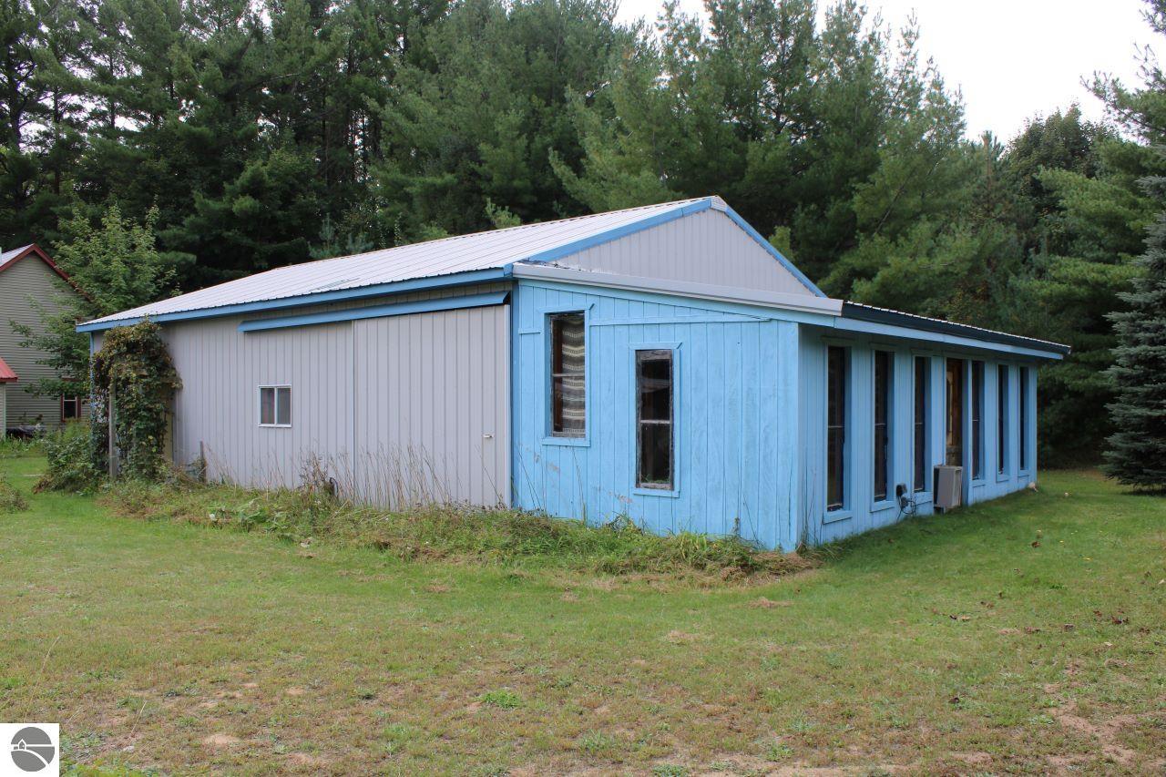 3989 SE Tyler Road