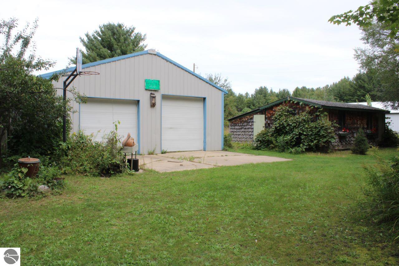 3989 SE Tyler Road
