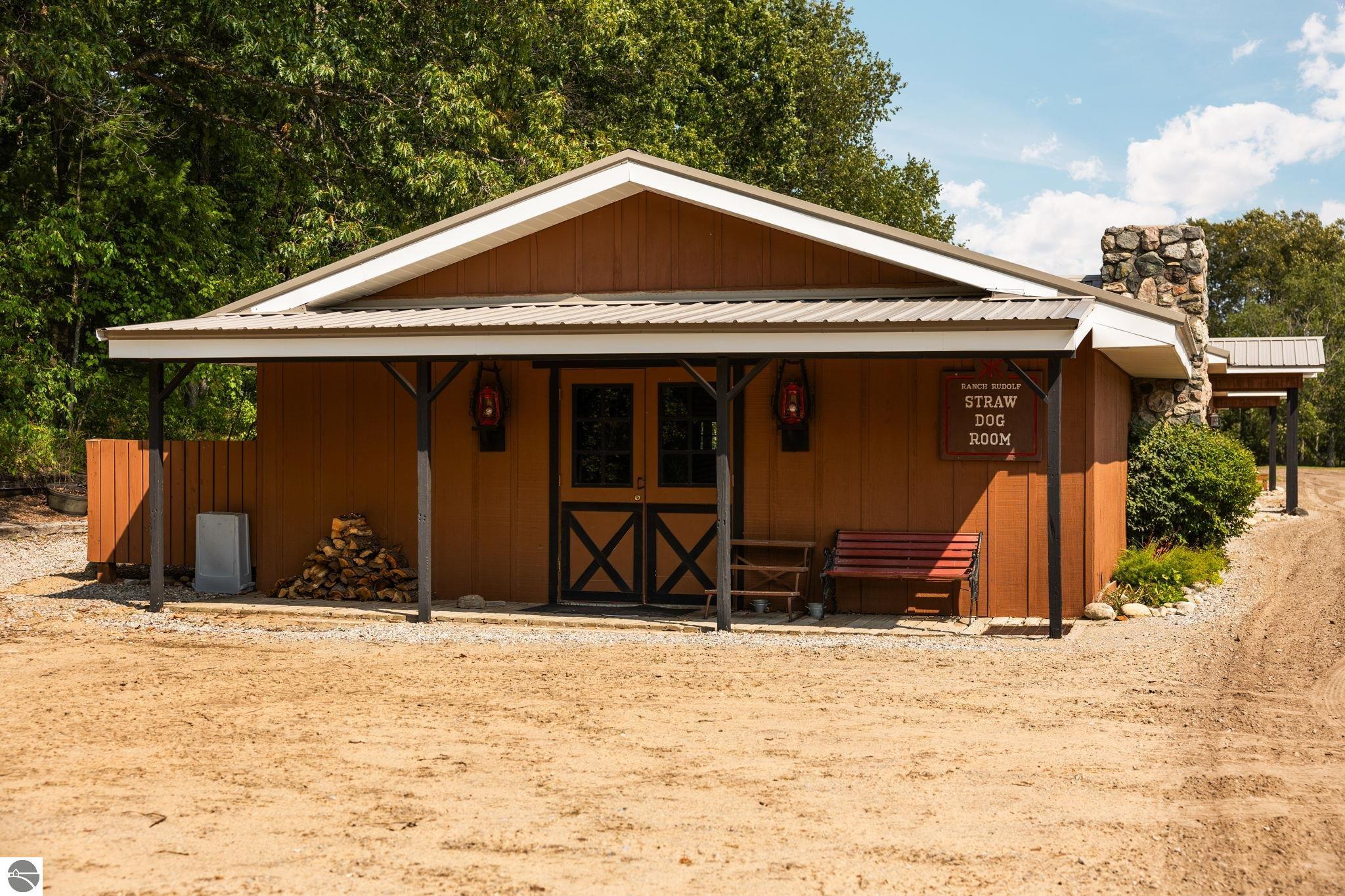 6841 Brown Bridge Road
