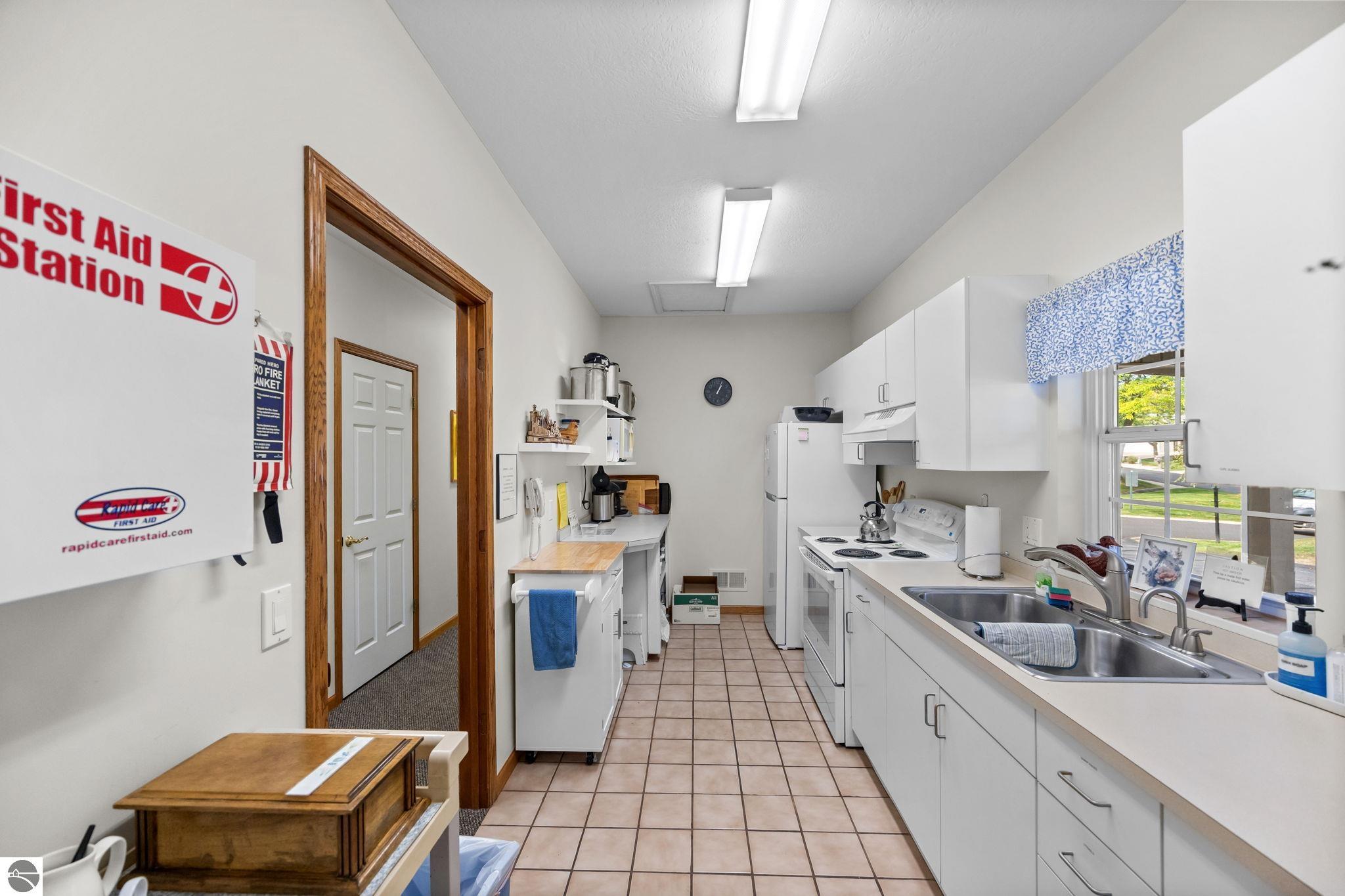 1108 Hemingway Lane