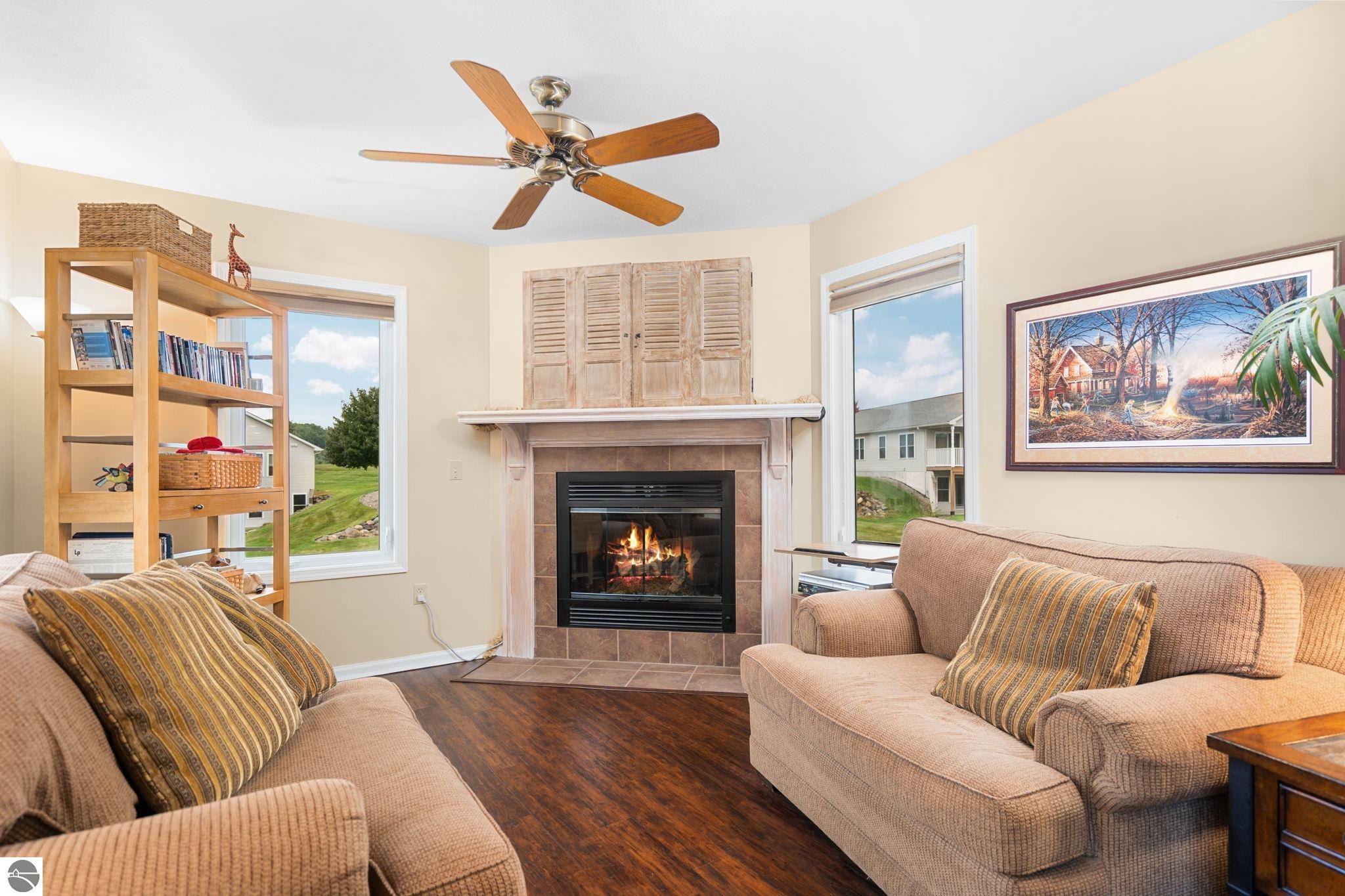 2084 Landview Drive