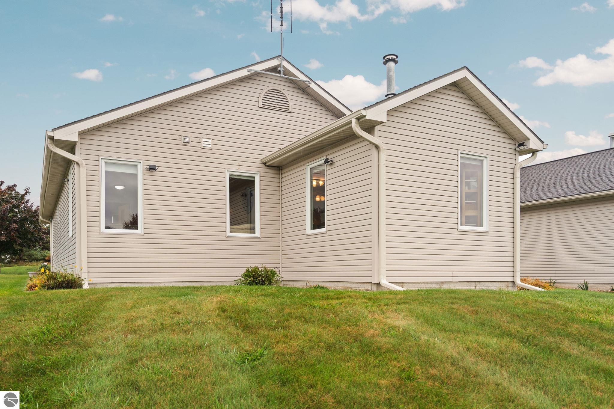 2084 Landview Drive