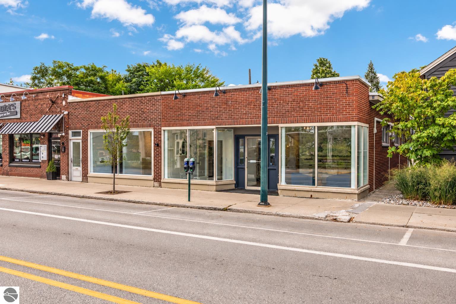 424 E Front Street Traverse City Mi Us 49686 236942d08351930c1680517f17915e1e