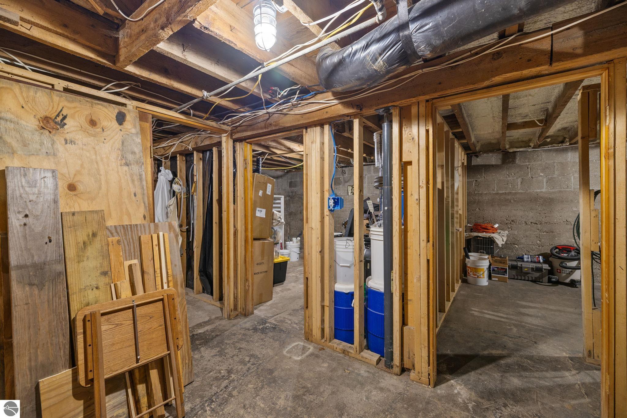 203 S Pioneer Road