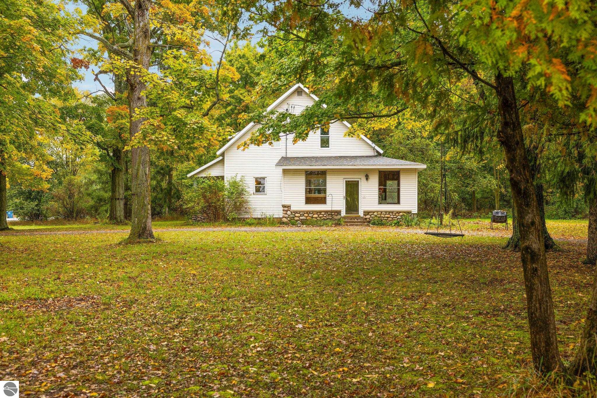 203 S Pioneer Road