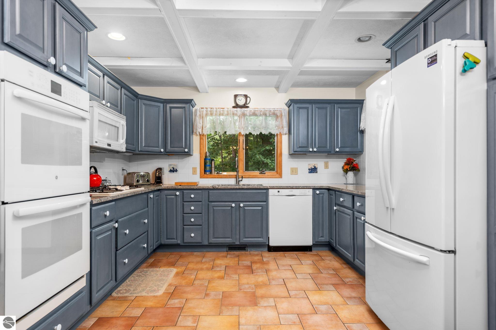 4207 Twins Trail
