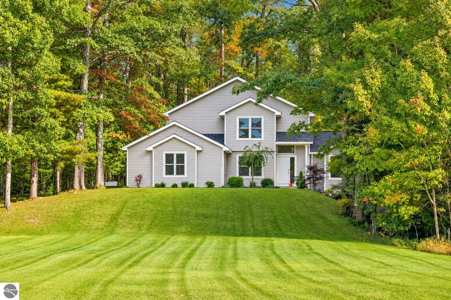 8669 Wheeler Pines Road Williamsburg Mi Us 49690 9f69cf9eee6373d1eee42bc7a03639ee