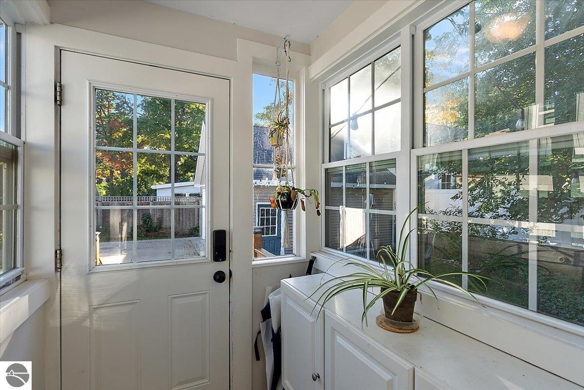 221 Boardman Avenue