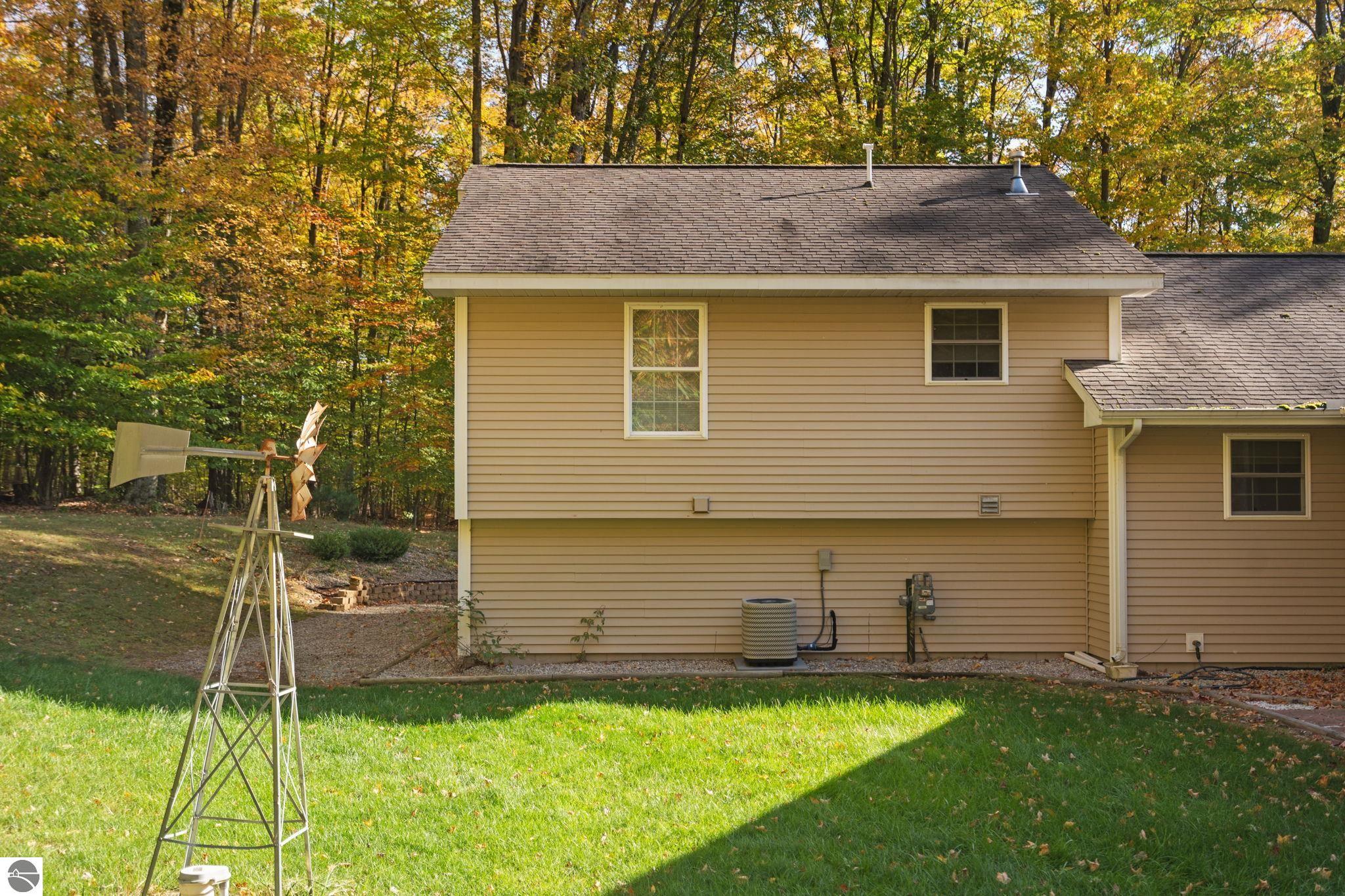 5219 Timber Point Trail