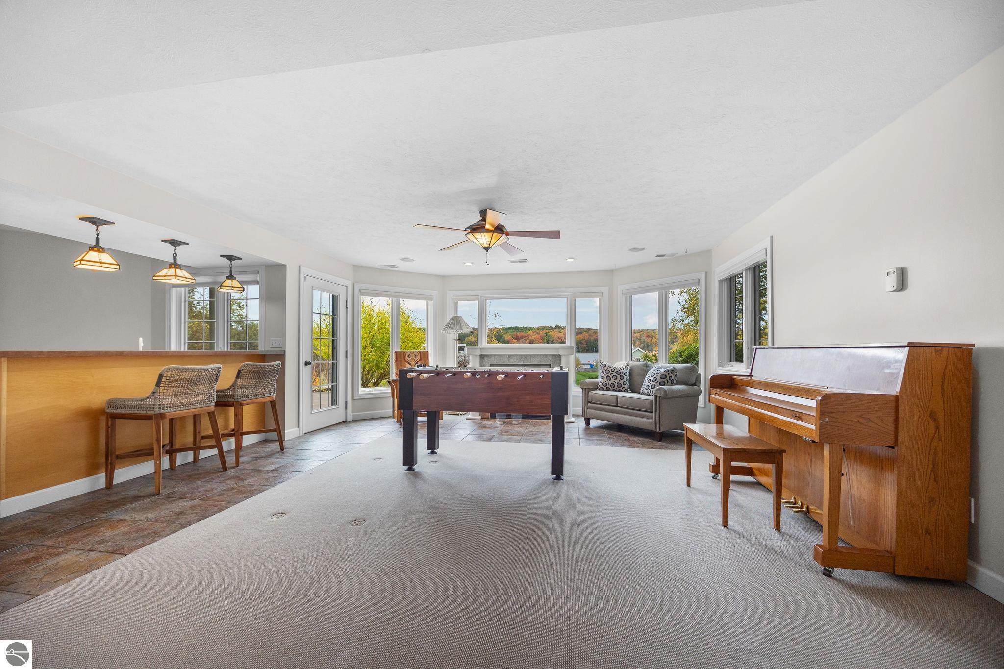 561 S Lake Shore Drive