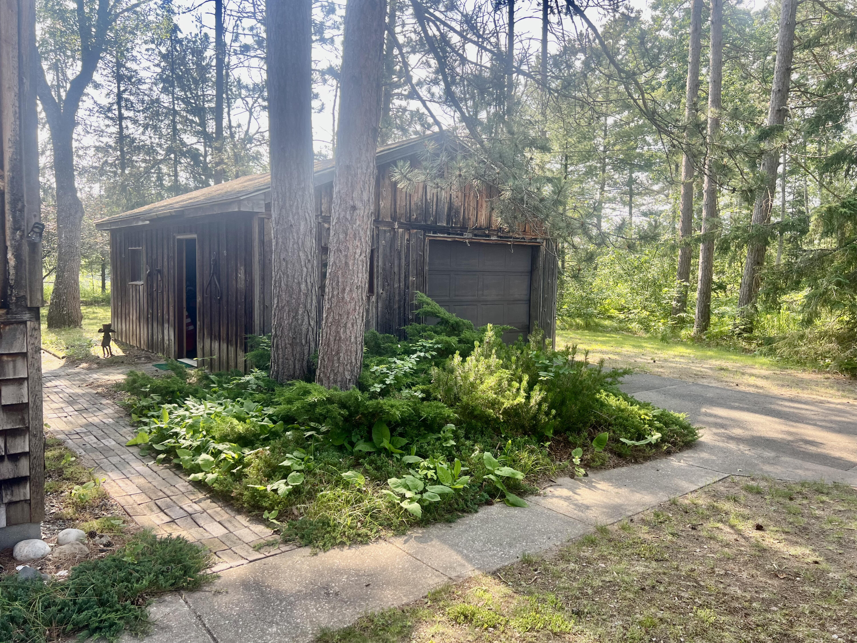 1233 Glenn Road
