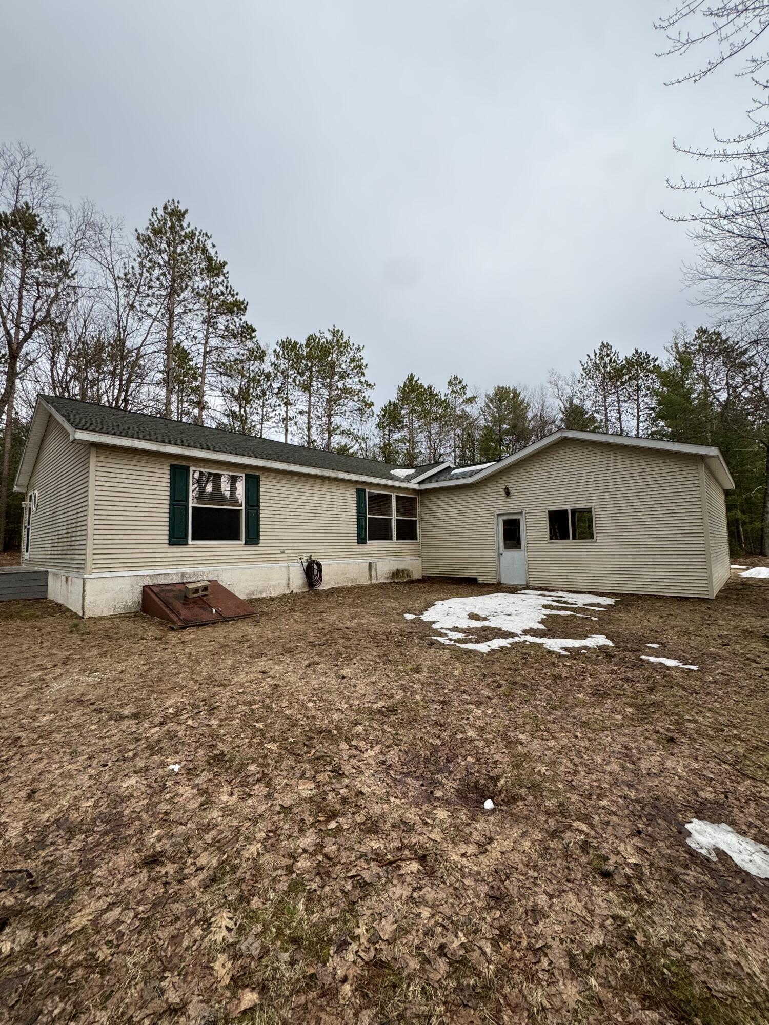 445 Darwin Avenue, NE