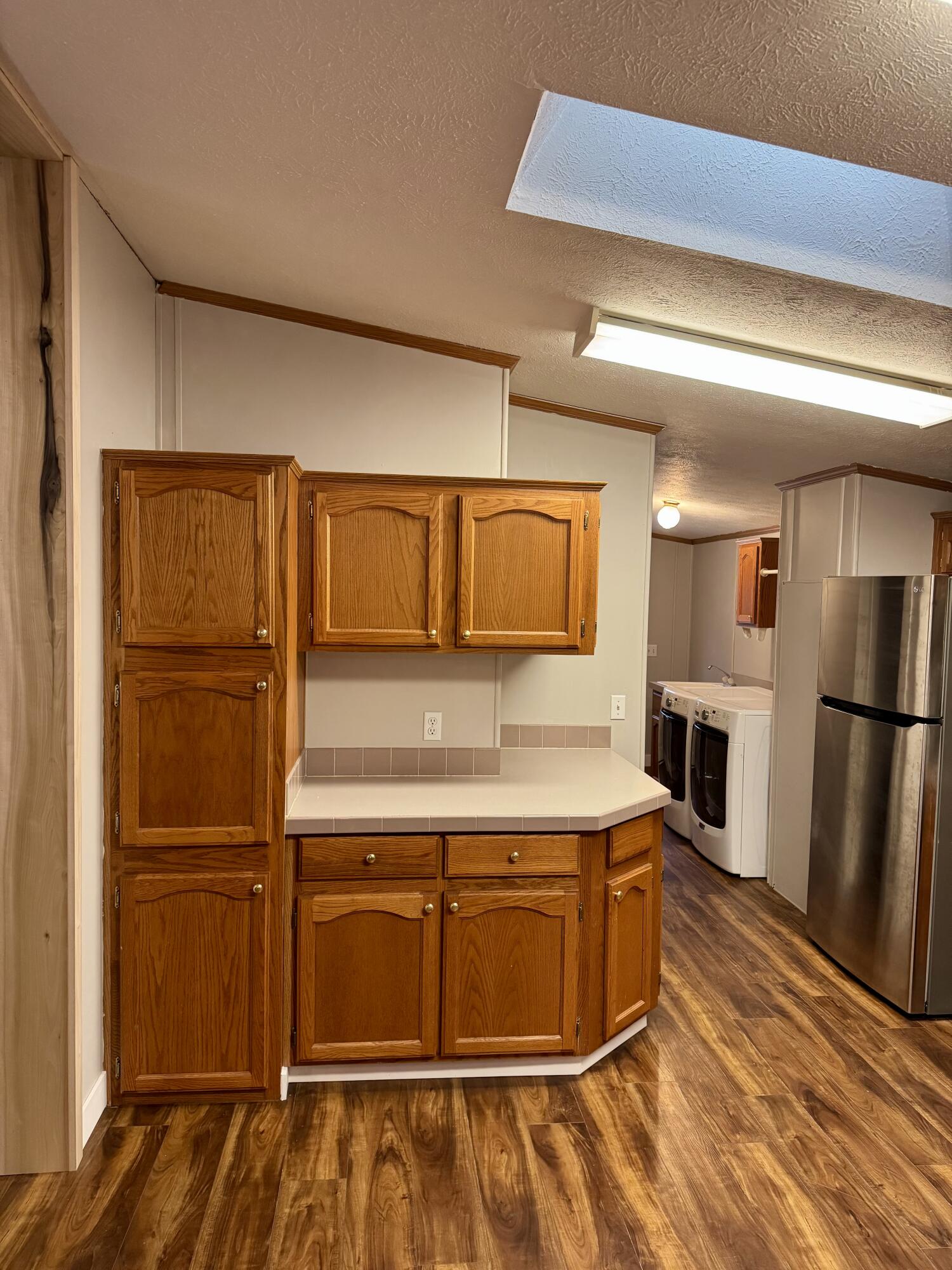 445 Darwin Avenue, NE