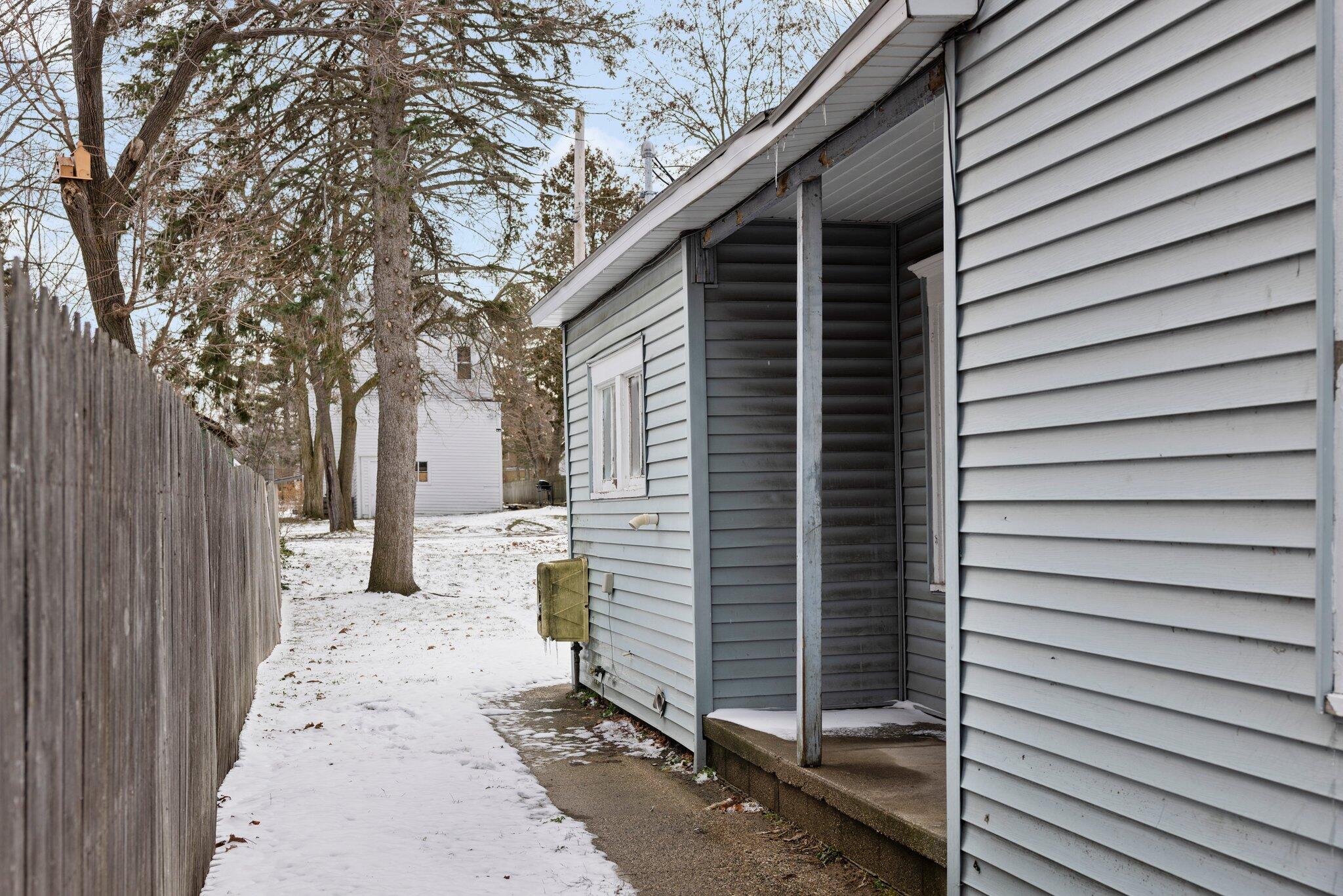347 4th Street