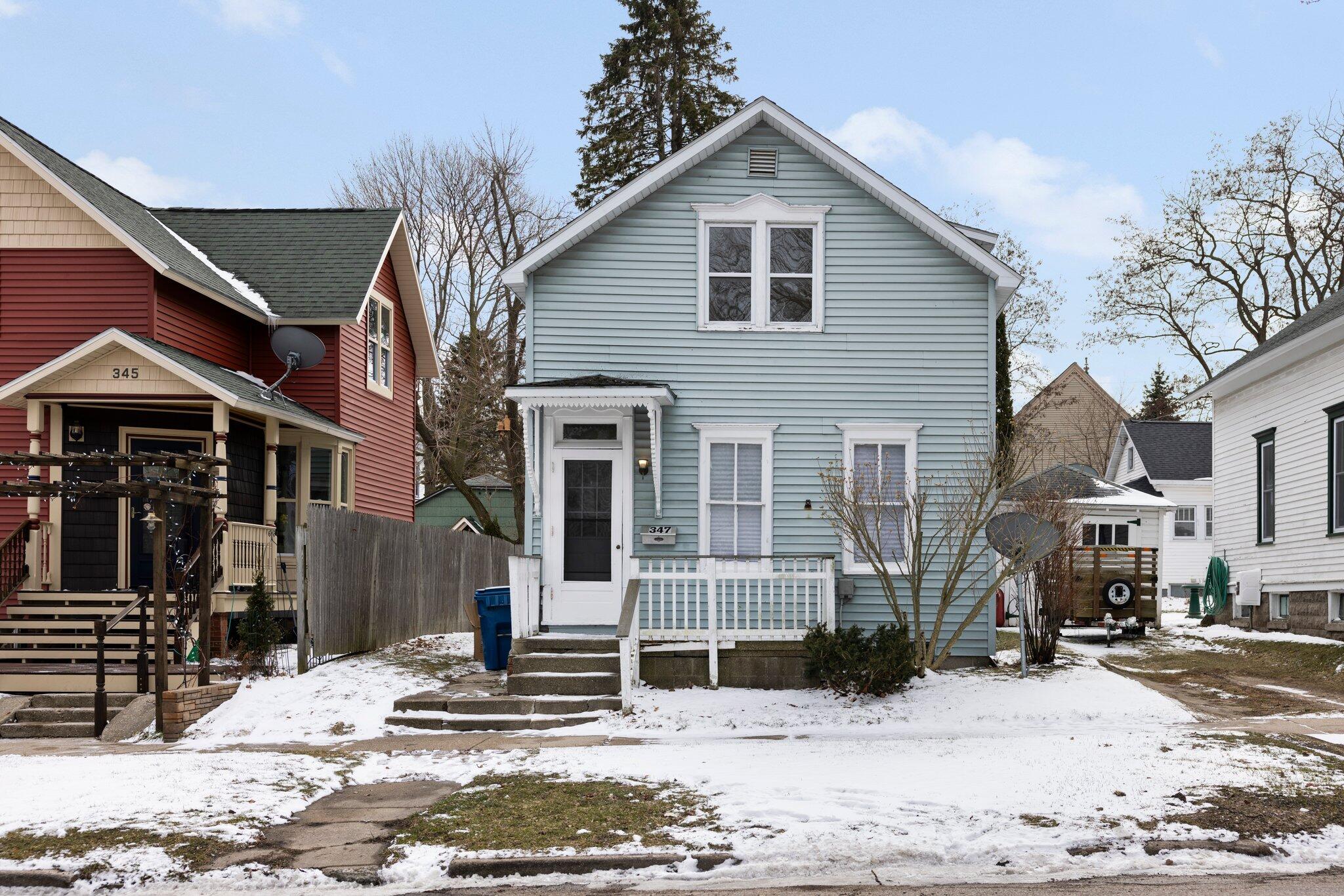 347 4th Street