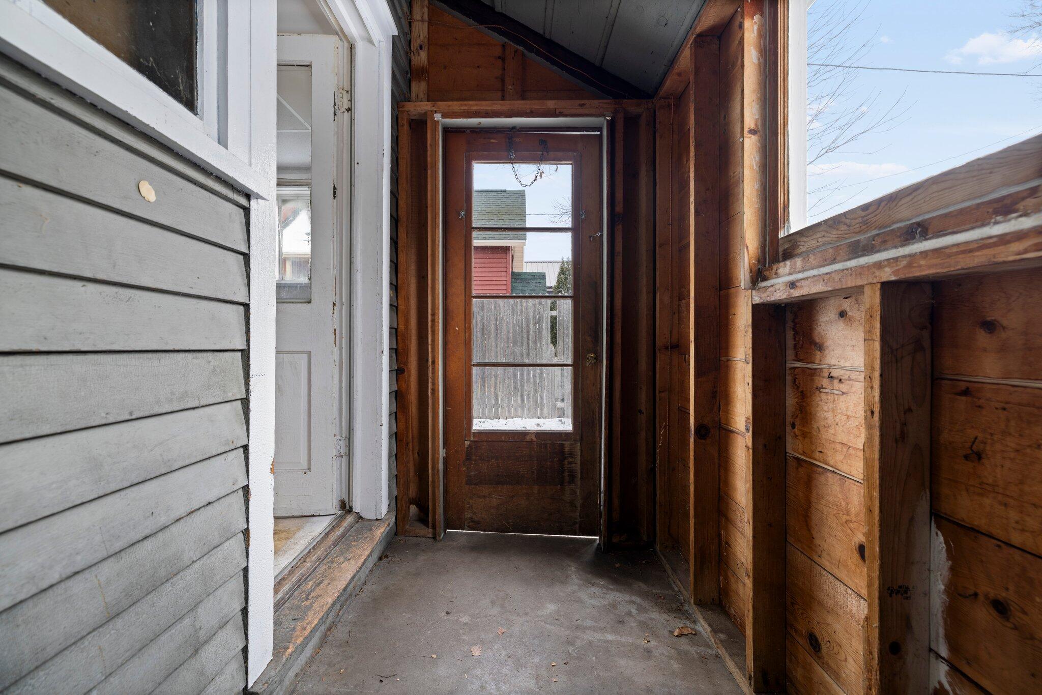 347 4th Street