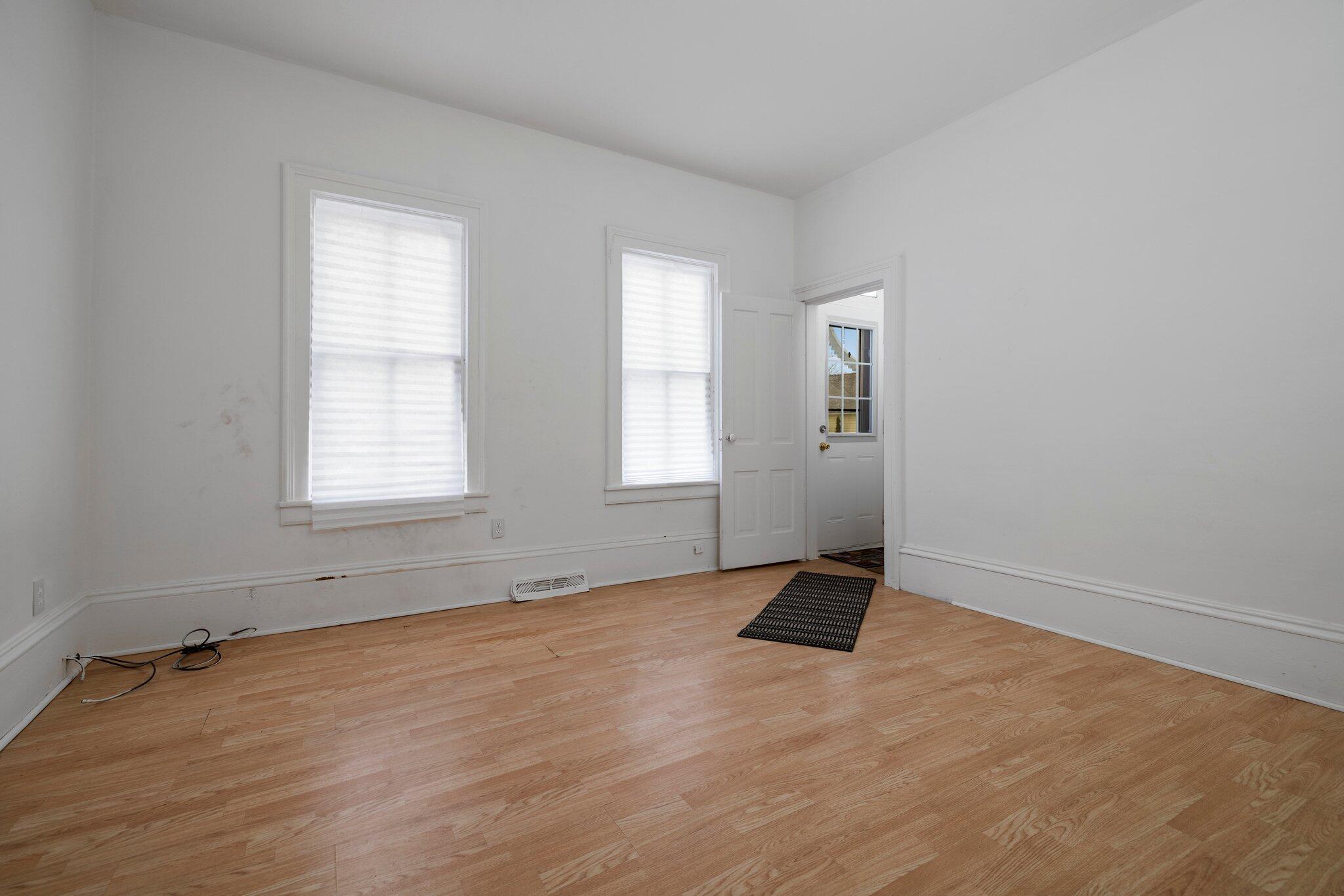 347 4th Street
