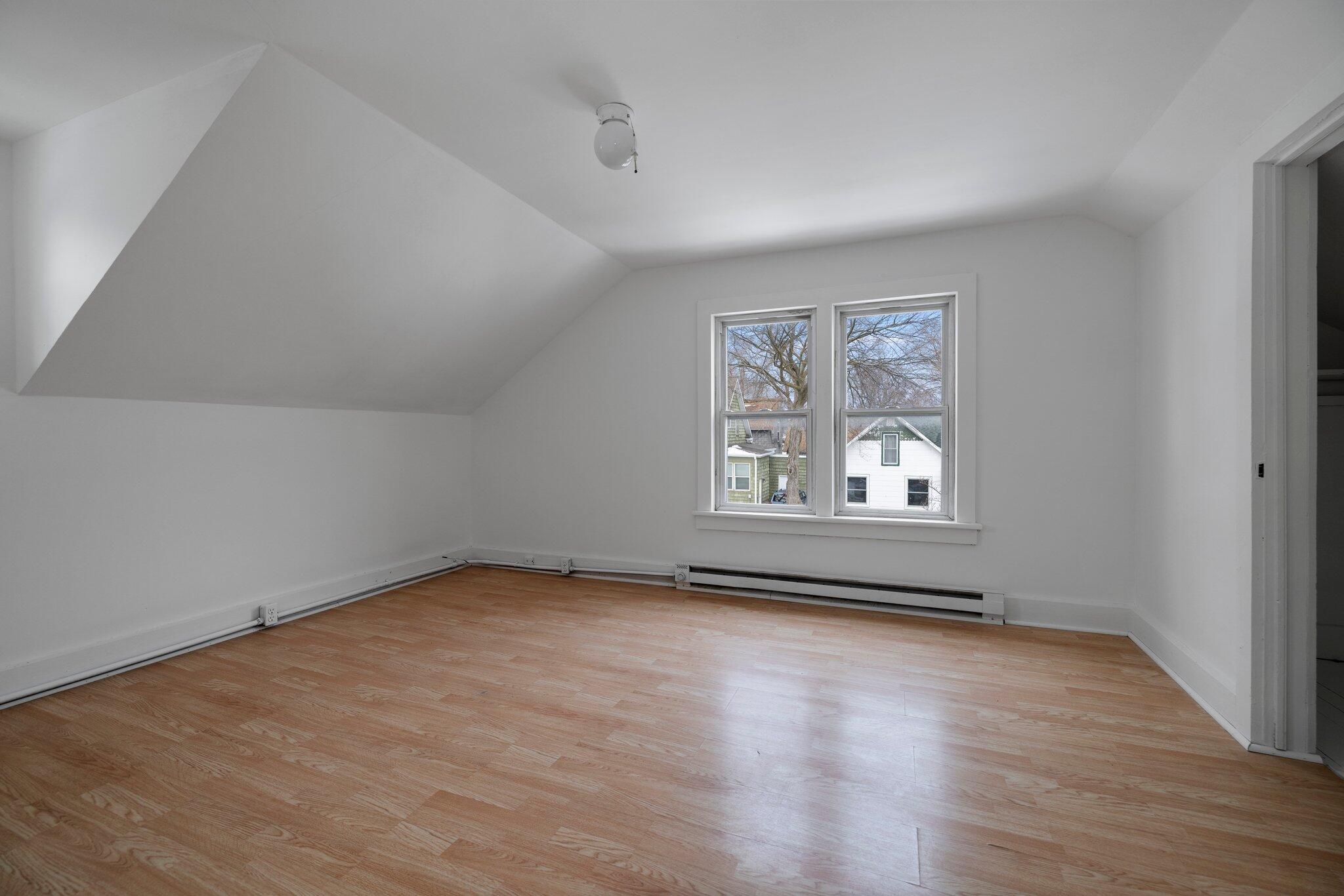 347 4th Street
