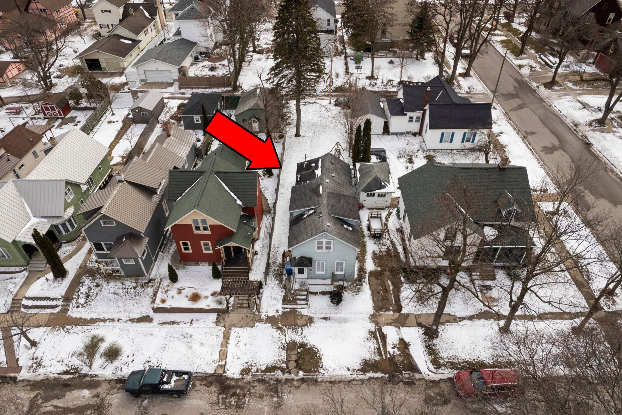 347 4th Street