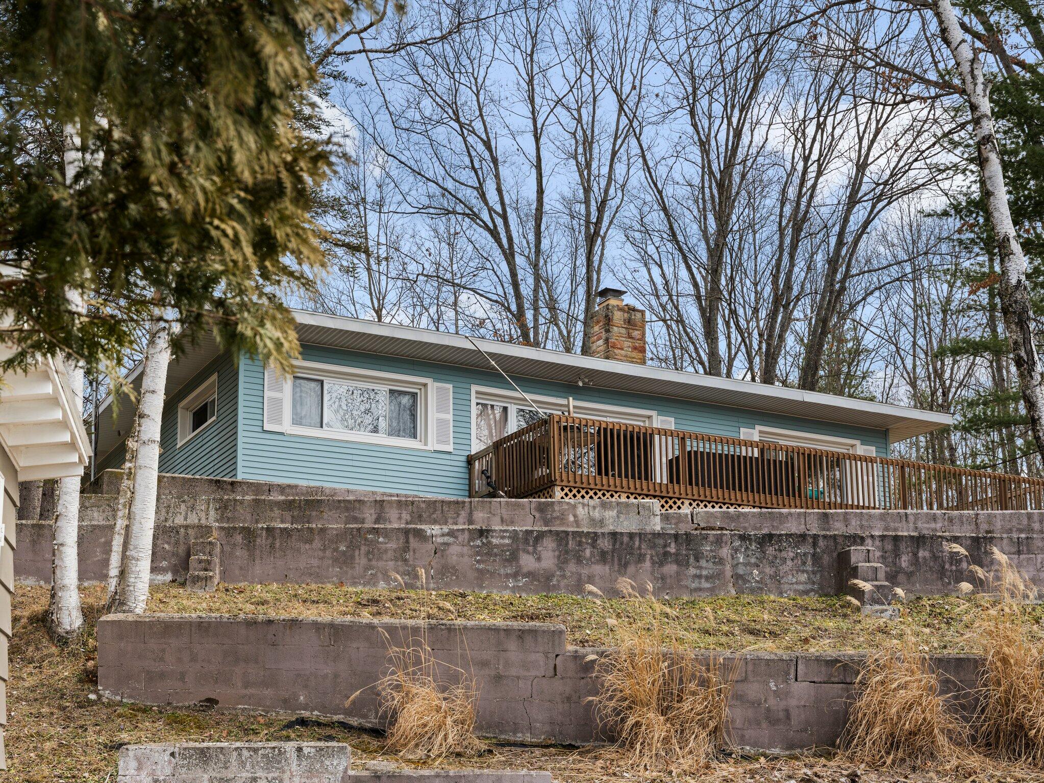 8527 W Dixson Drive