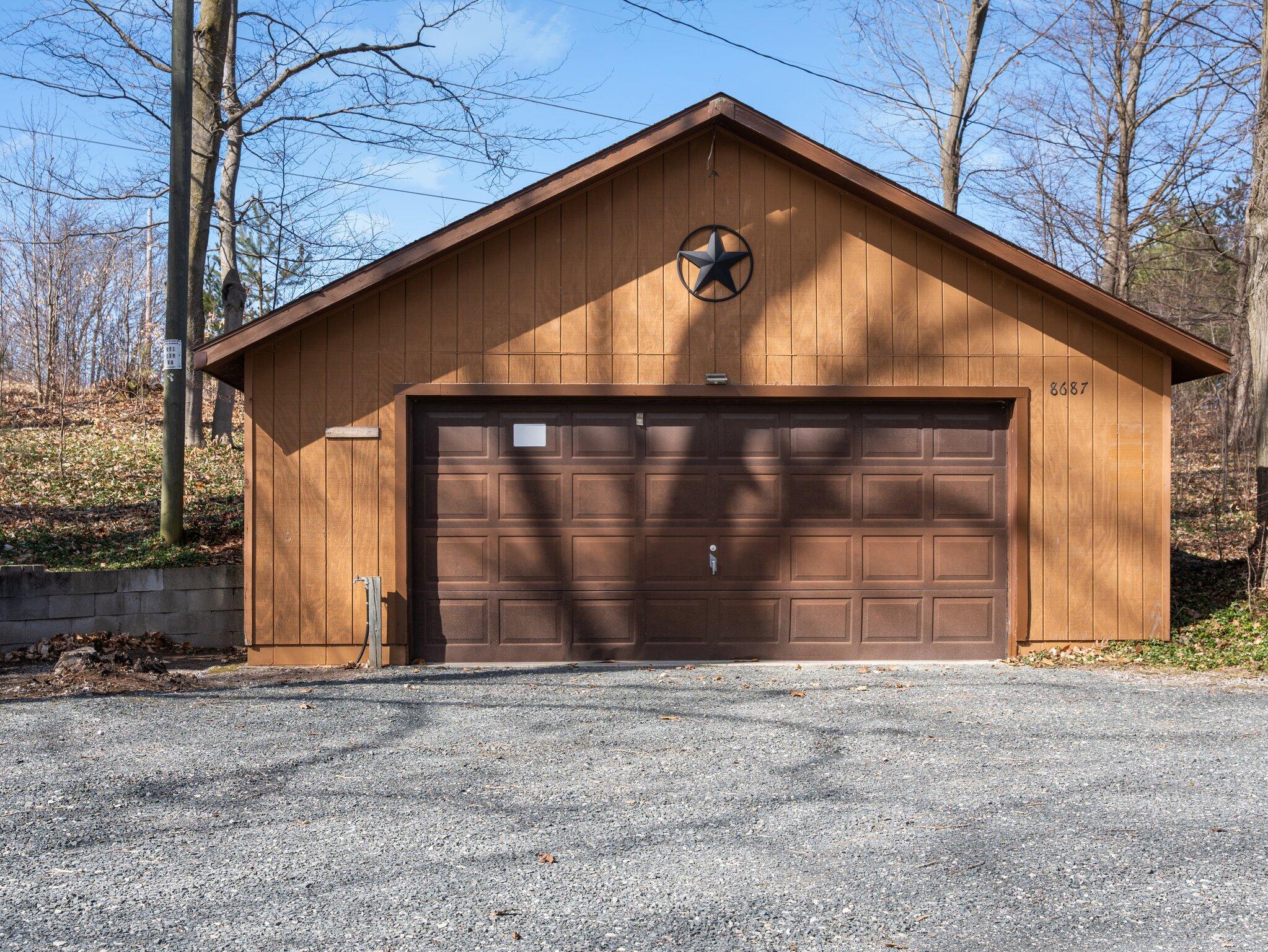 8687 N La Salle Road