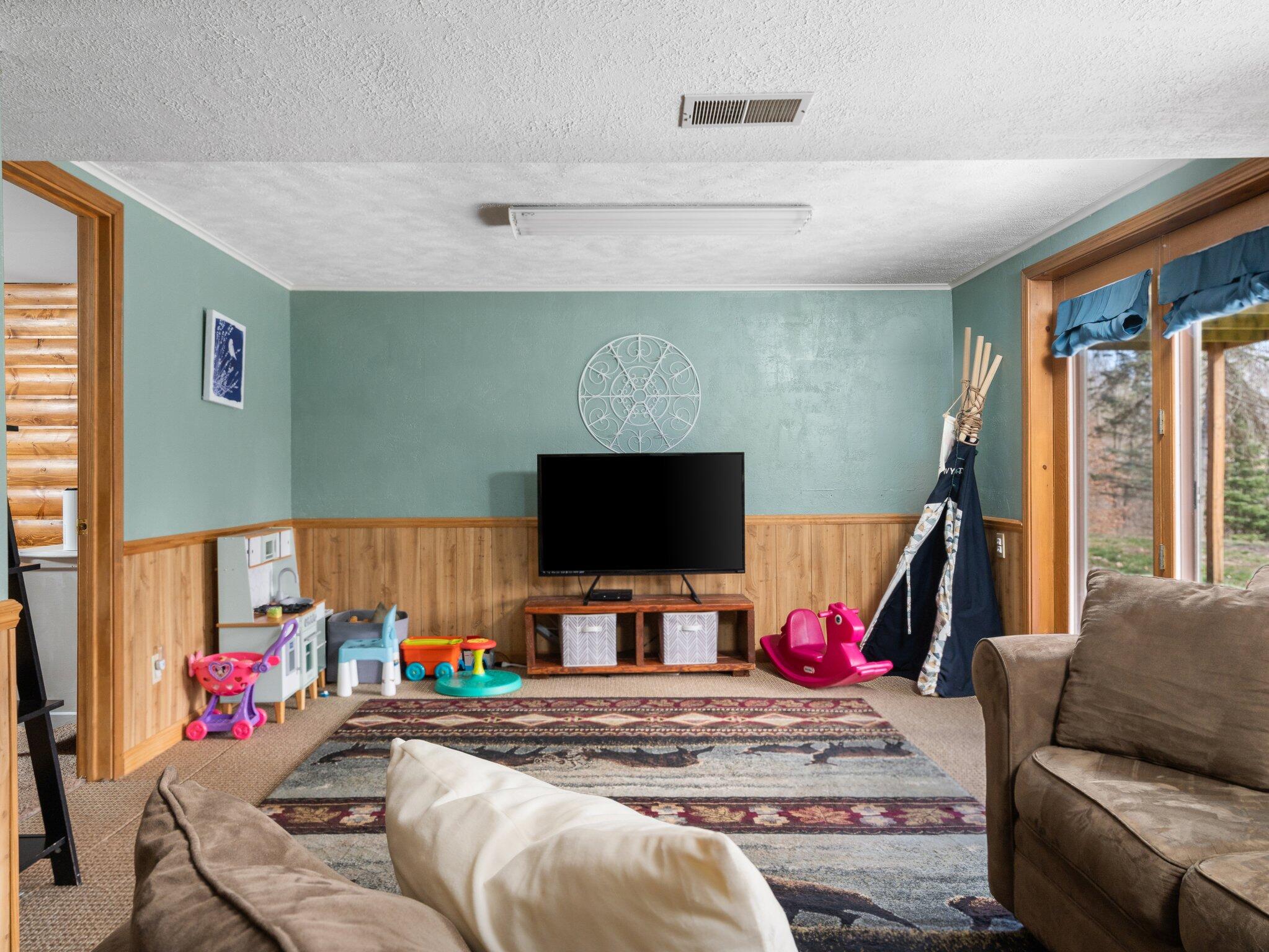 8687 N La Salle Road
