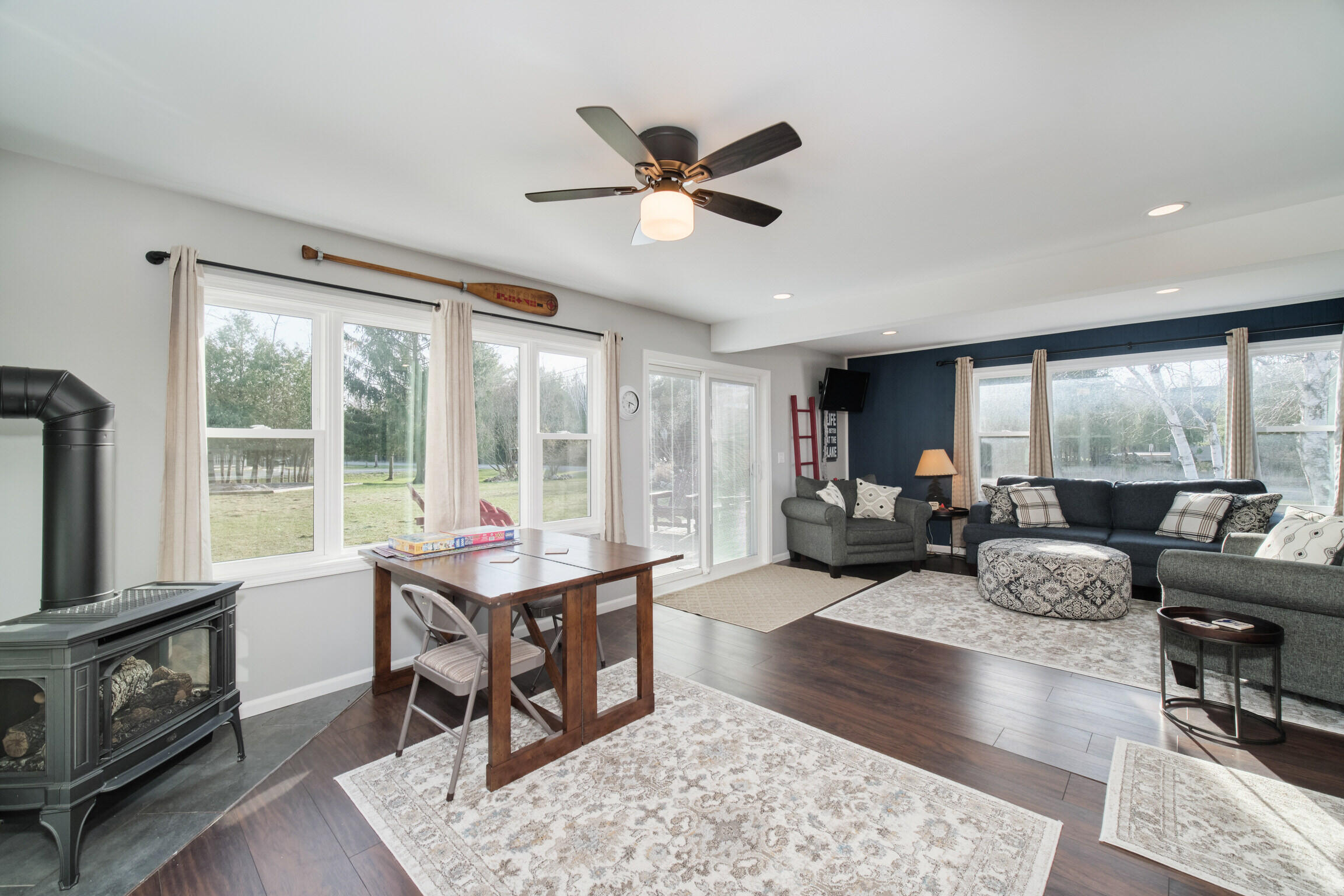 8761 Lake Park Drive