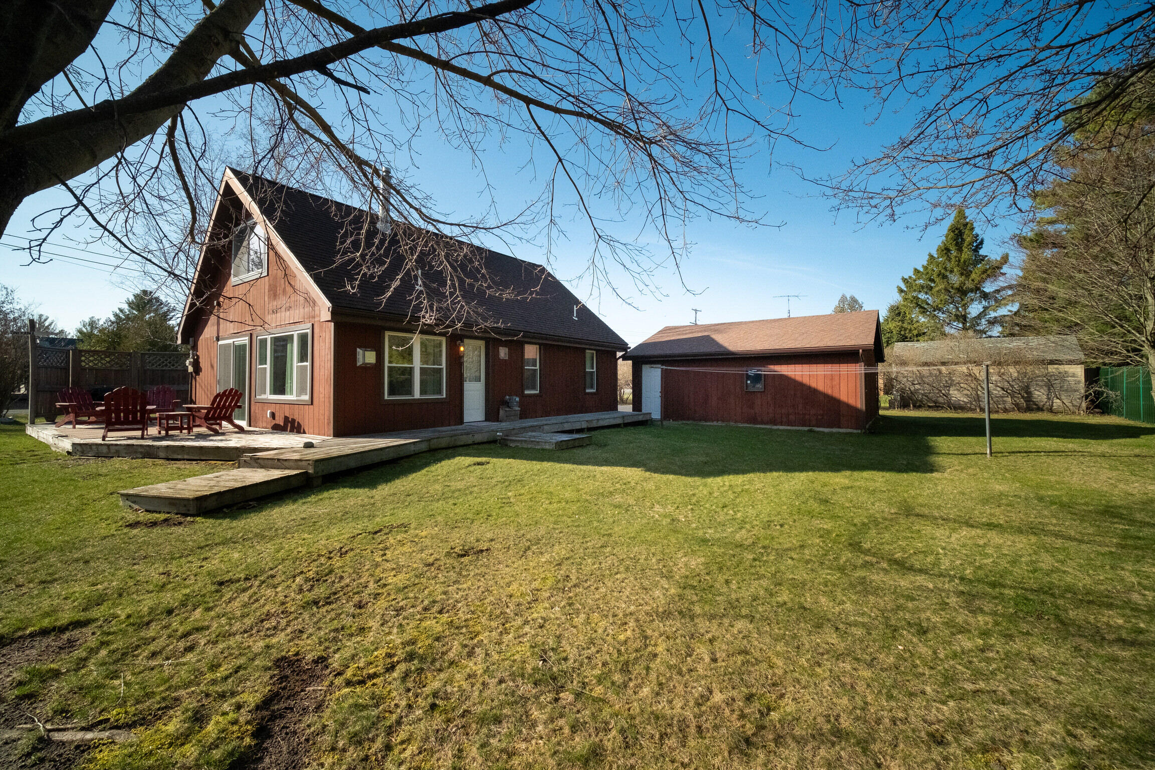 8761 Lake Park Drive
