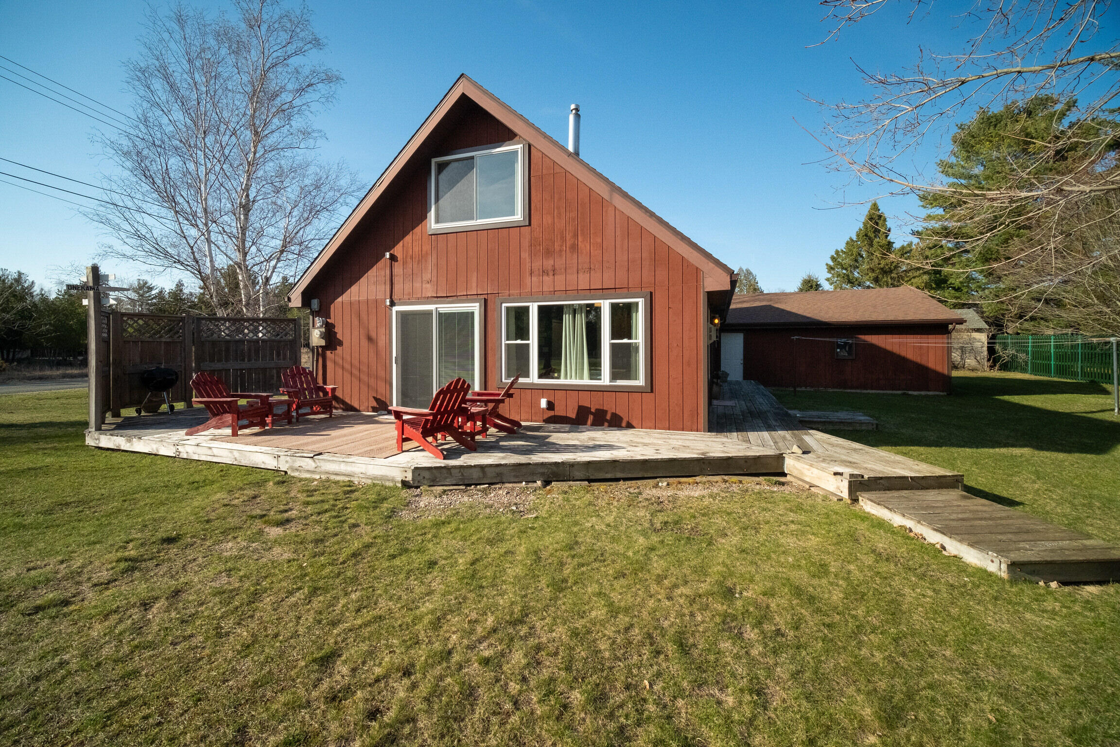 8761 Lake Park Drive