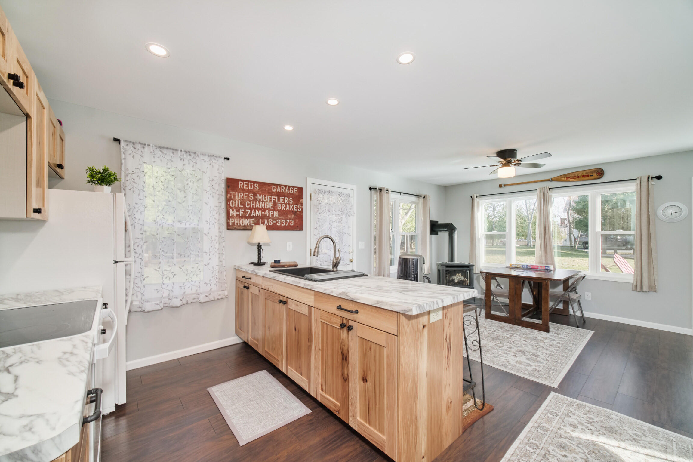 8761 Lake Park Drive