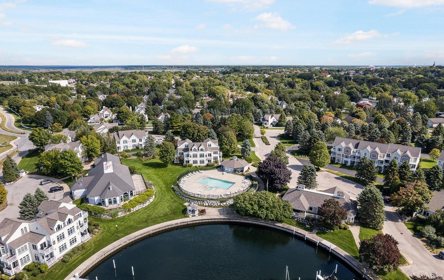18 Marina Drive