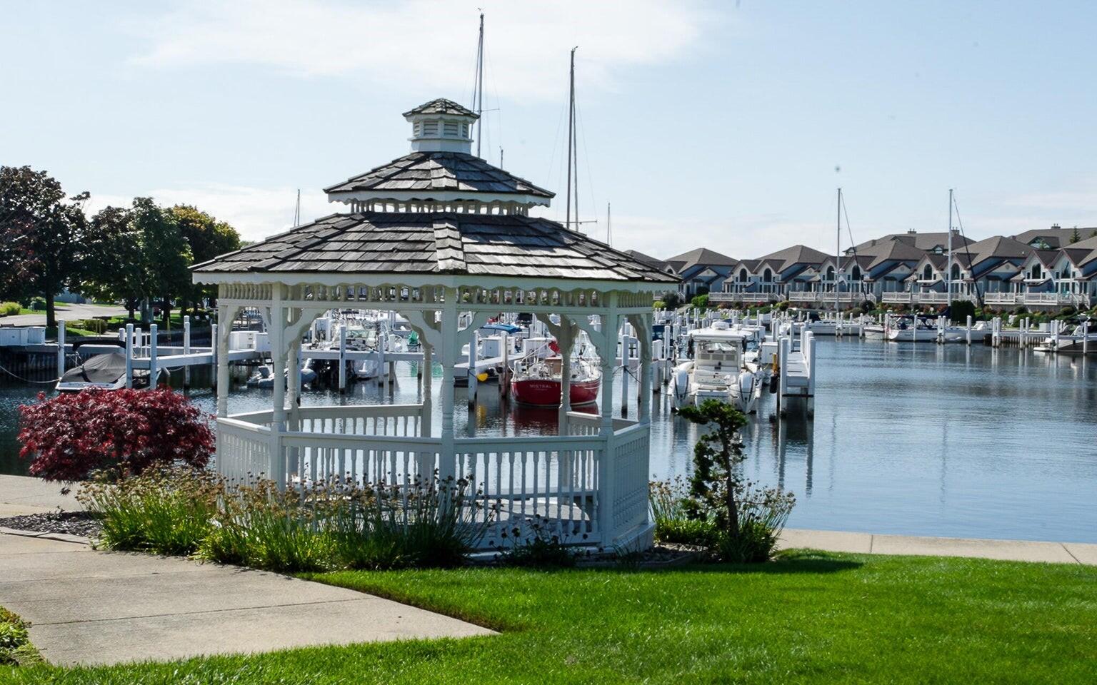 18 Marina Drive