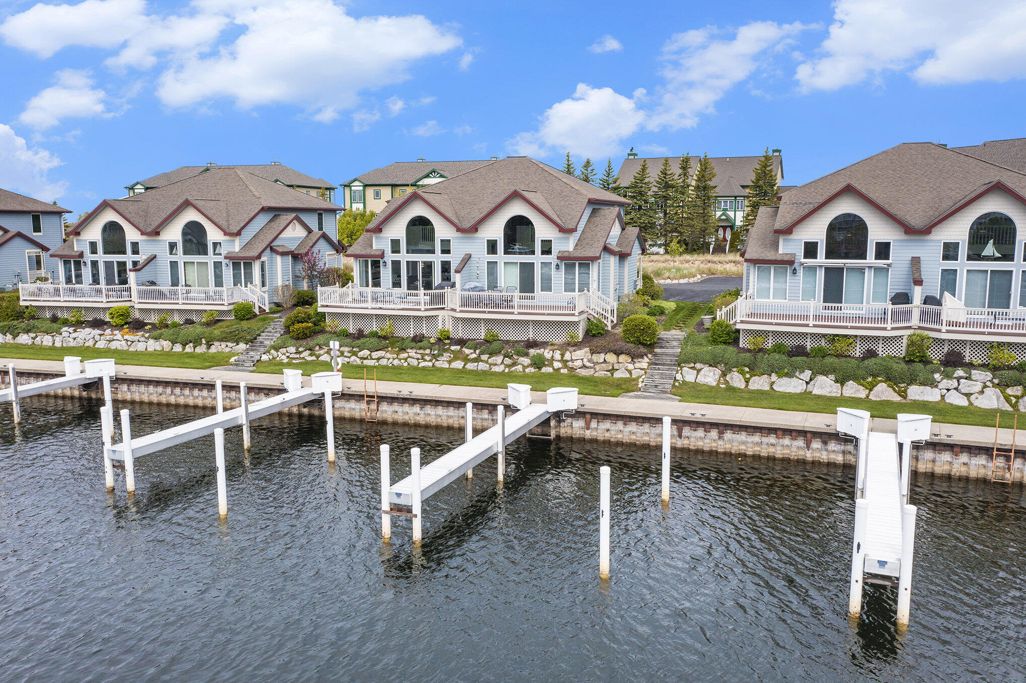 18 Marina Drive