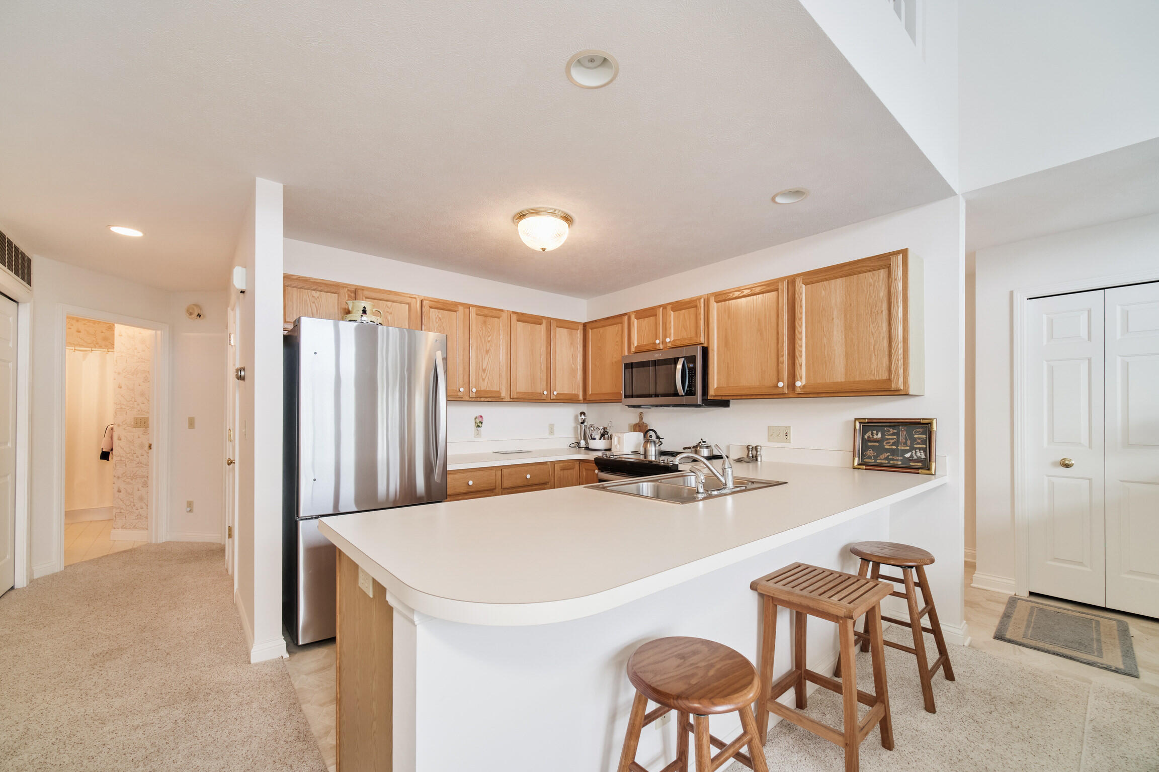 309 Lakeshore Drive