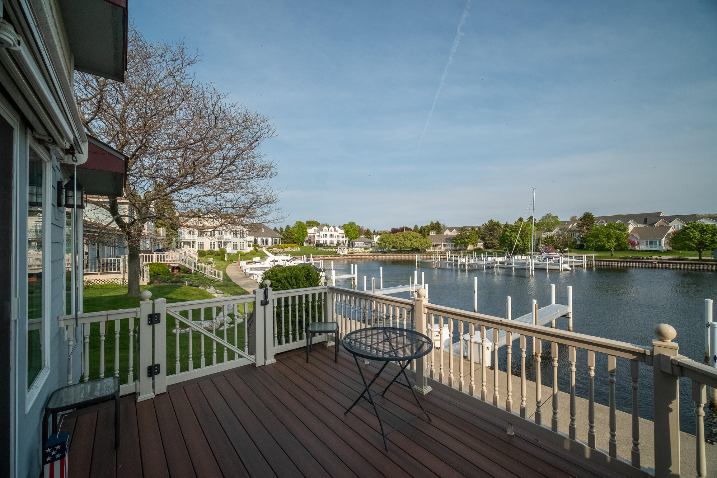 309 Lakeshore Drive
