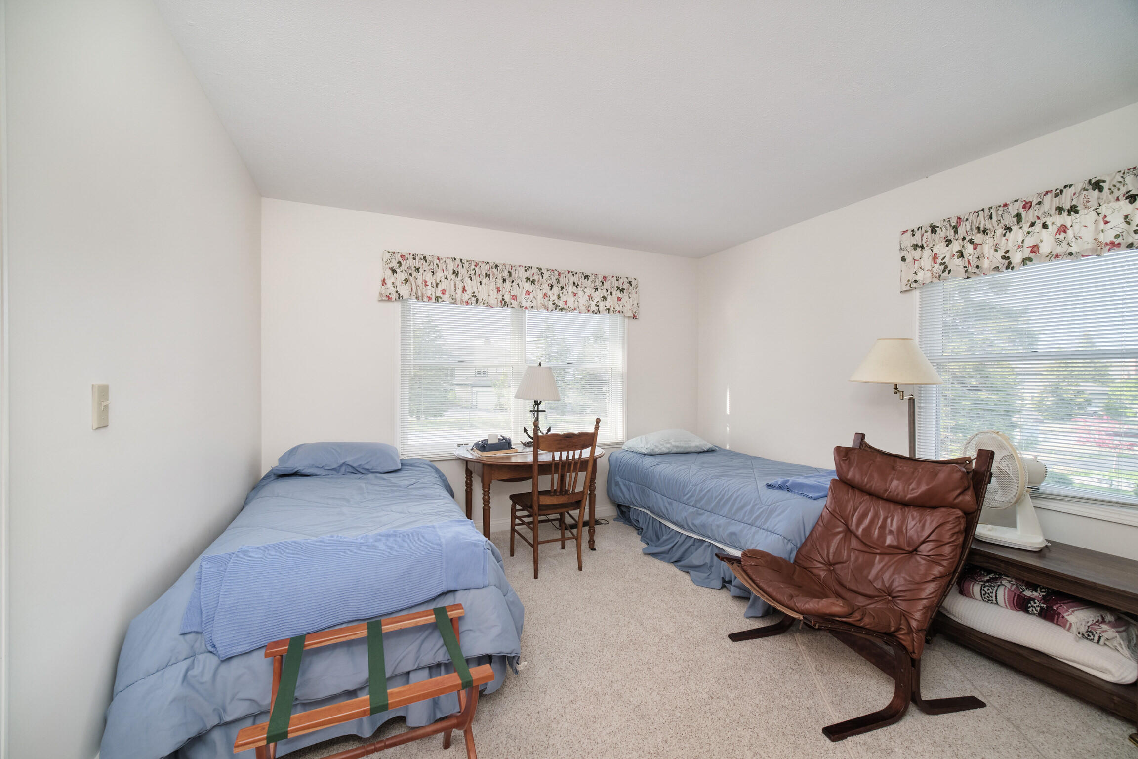 309 Lakeshore Drive