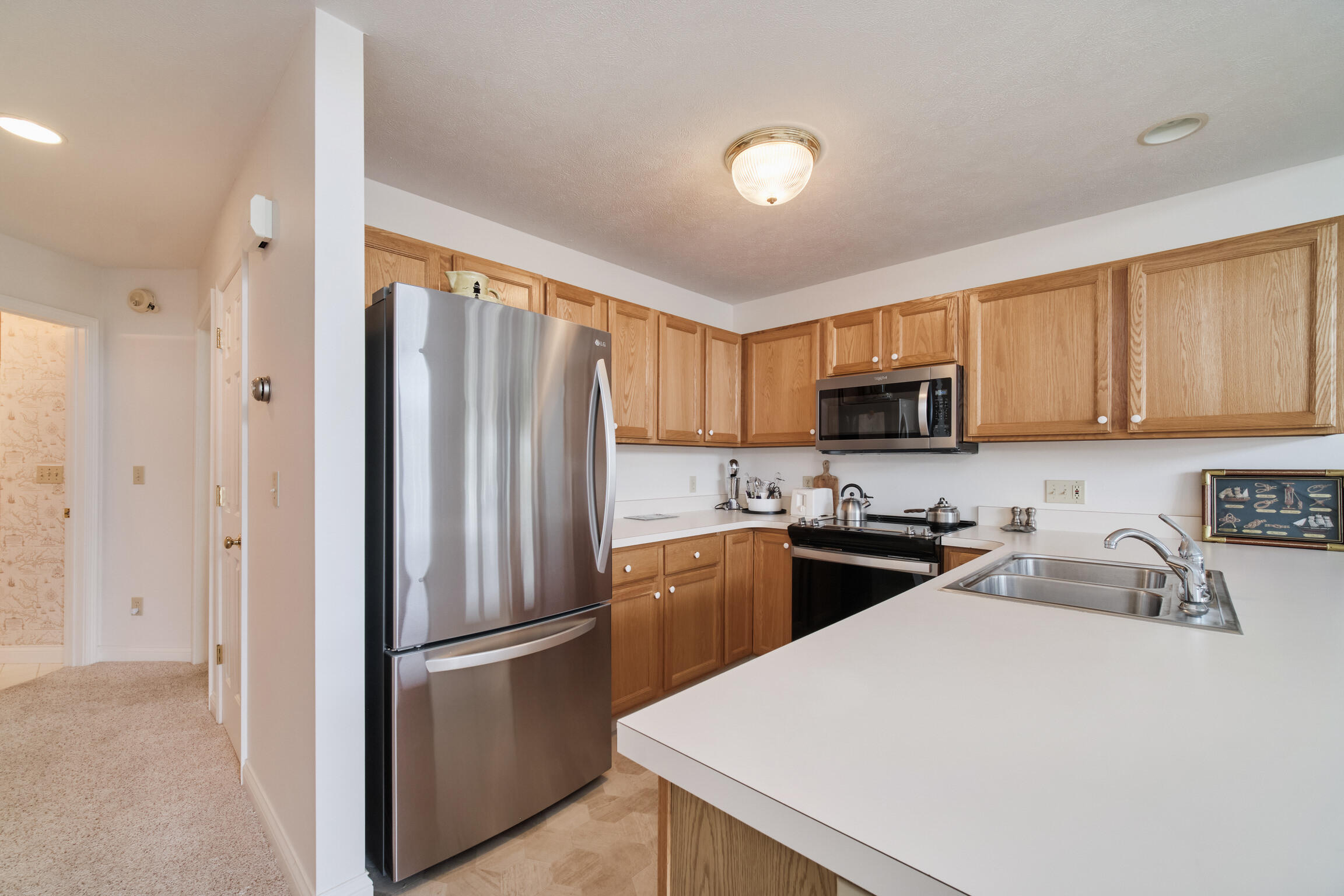 309 Lakeshore Drive
