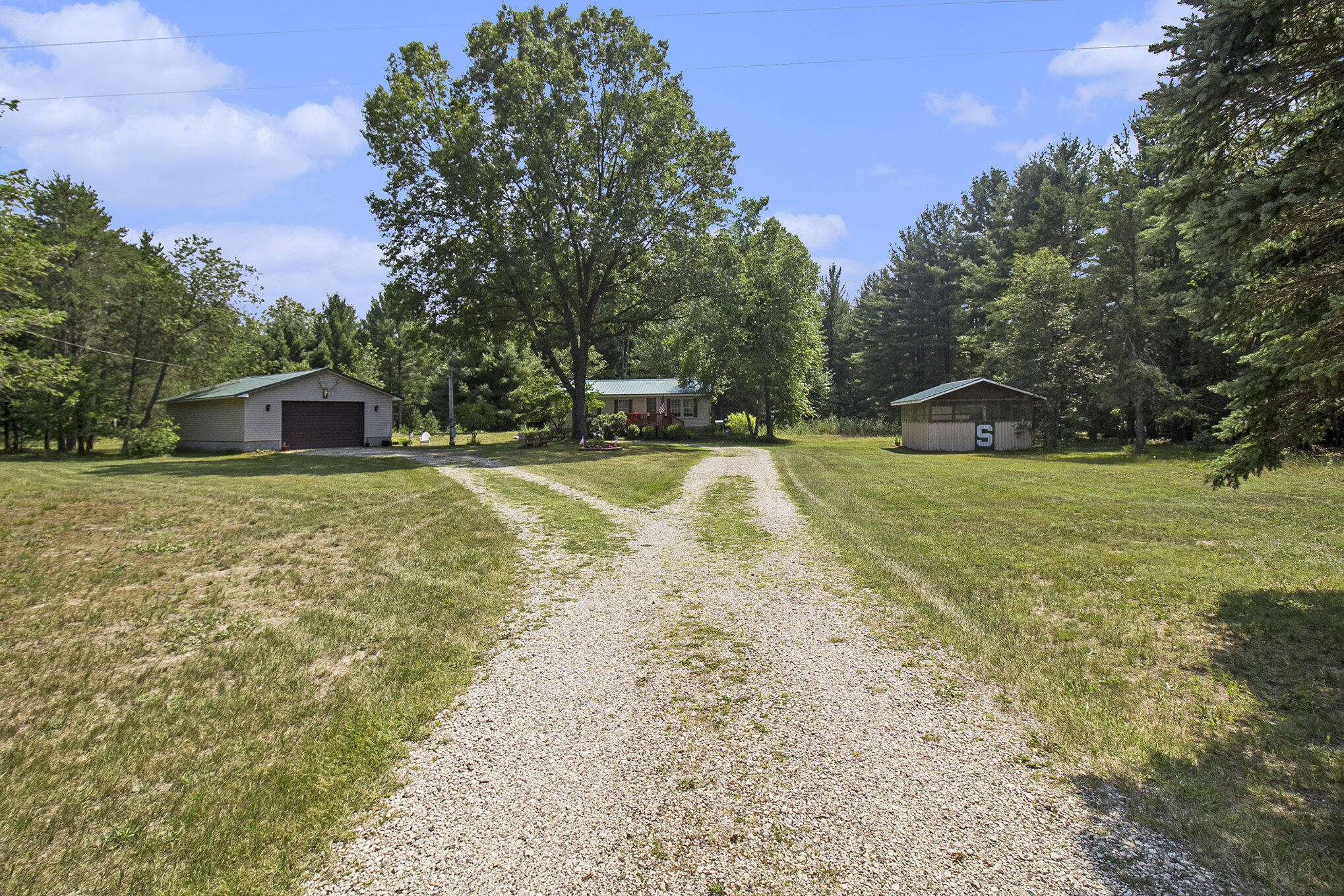 9063 Pine Creek Road