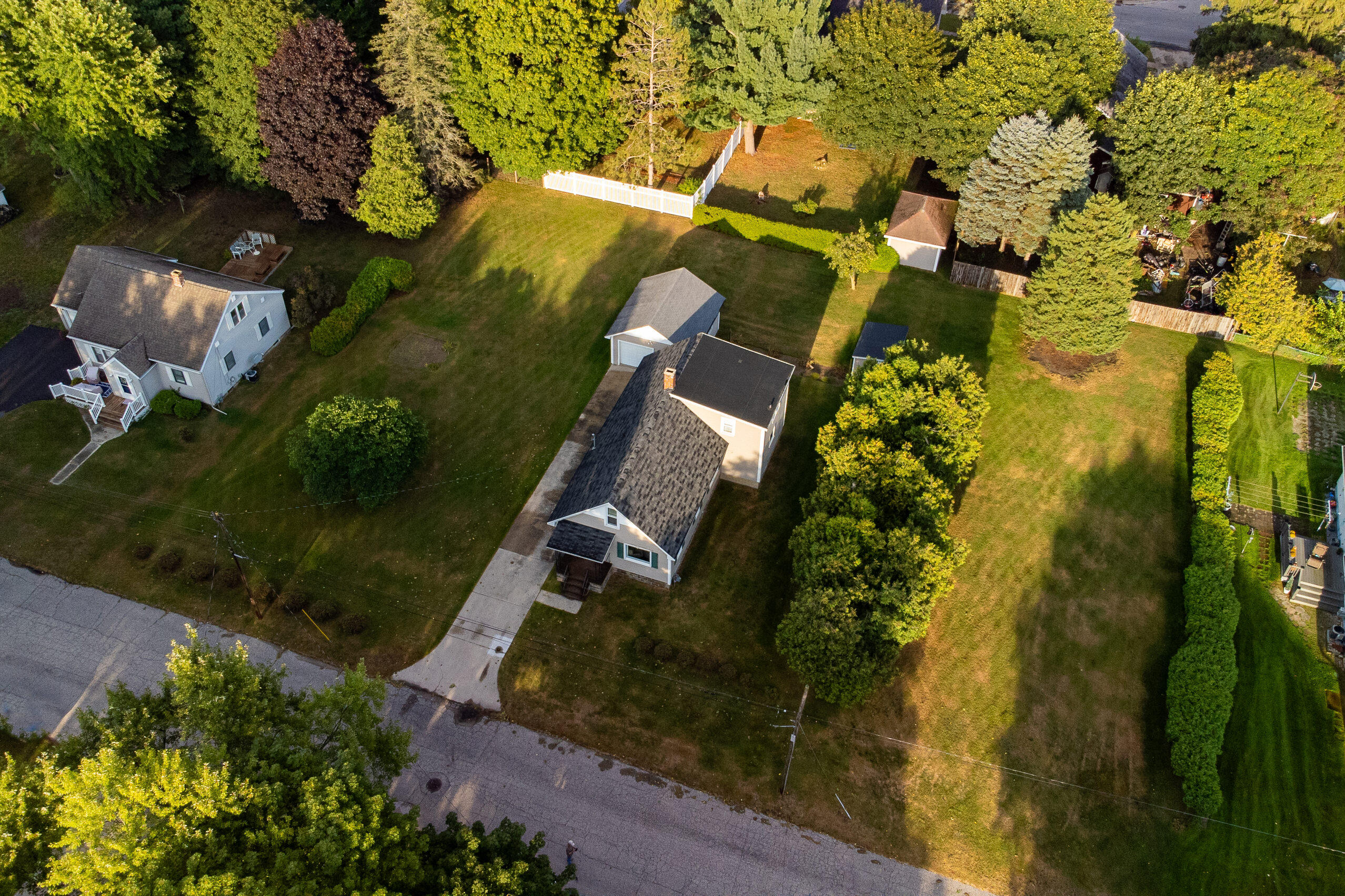 817 Oak Street