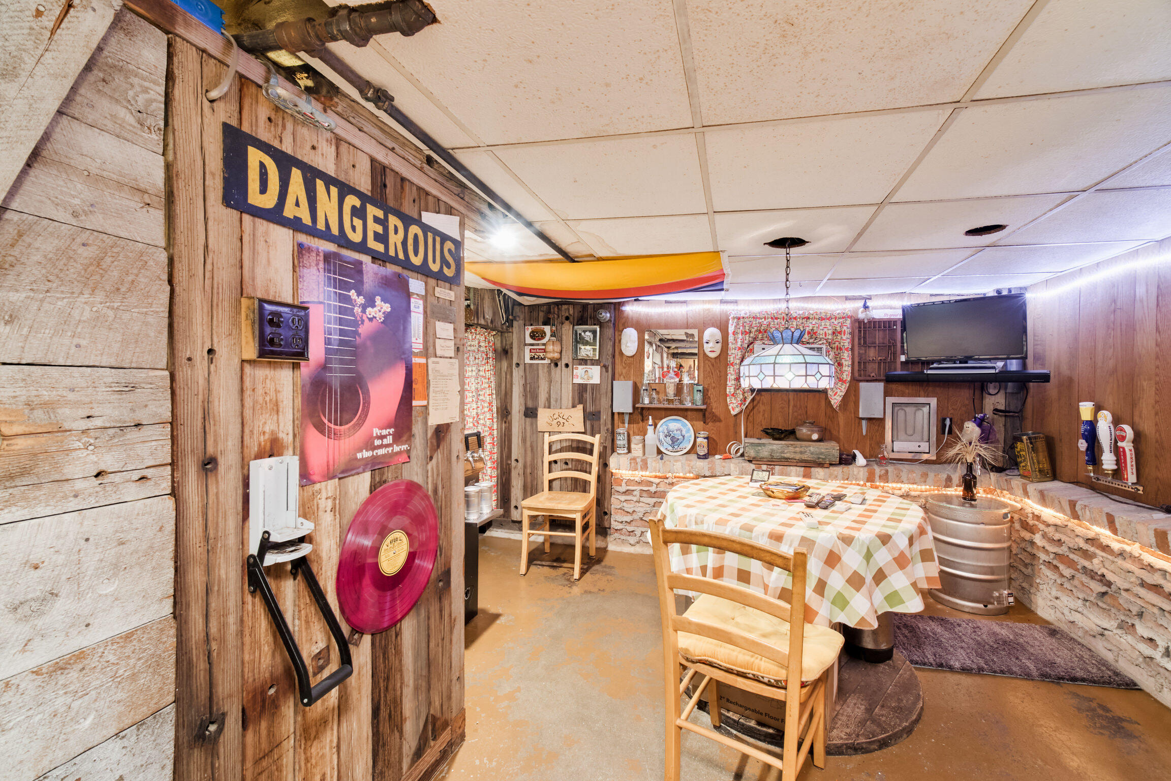 433 Second Street