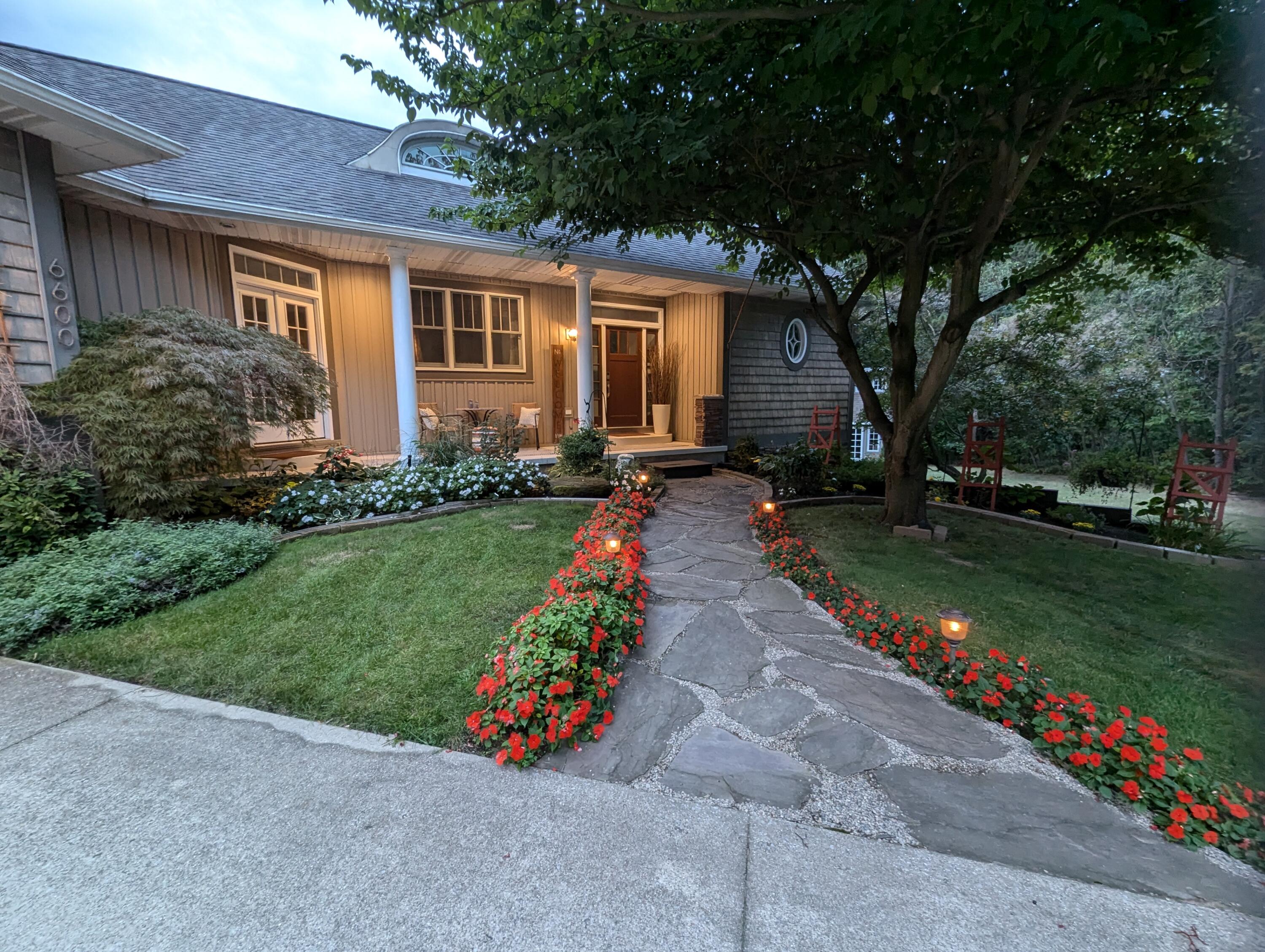 6600 N Town Trail