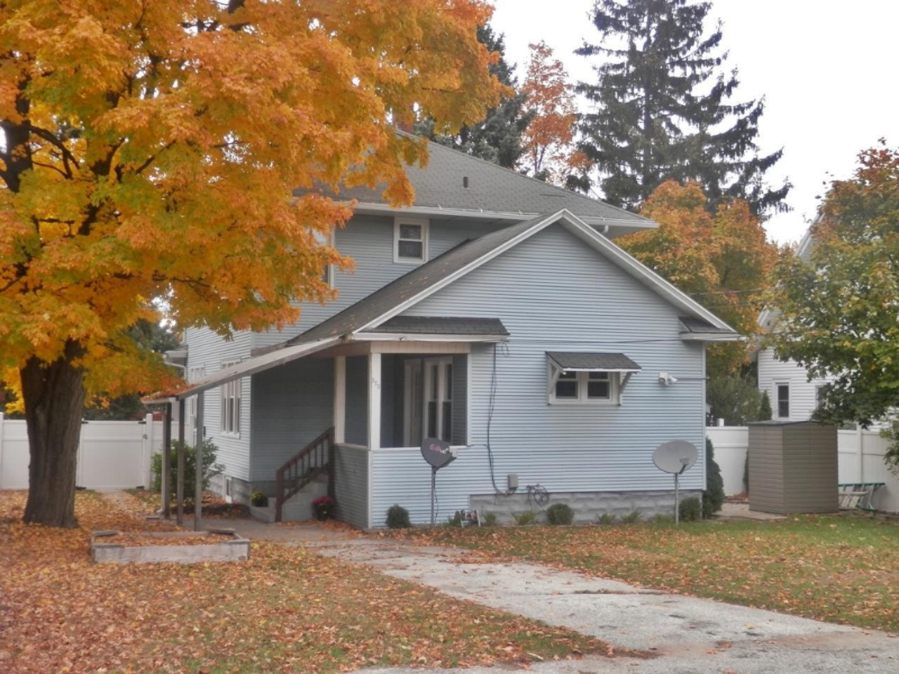 720 E Ludington Avenue